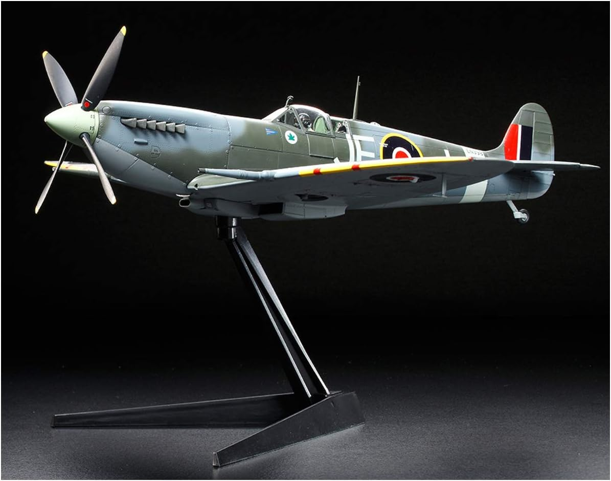 Tamiya 1:32 Scale Supermarine Spitfire MK.IXC Aircraft Model Kit image number 2