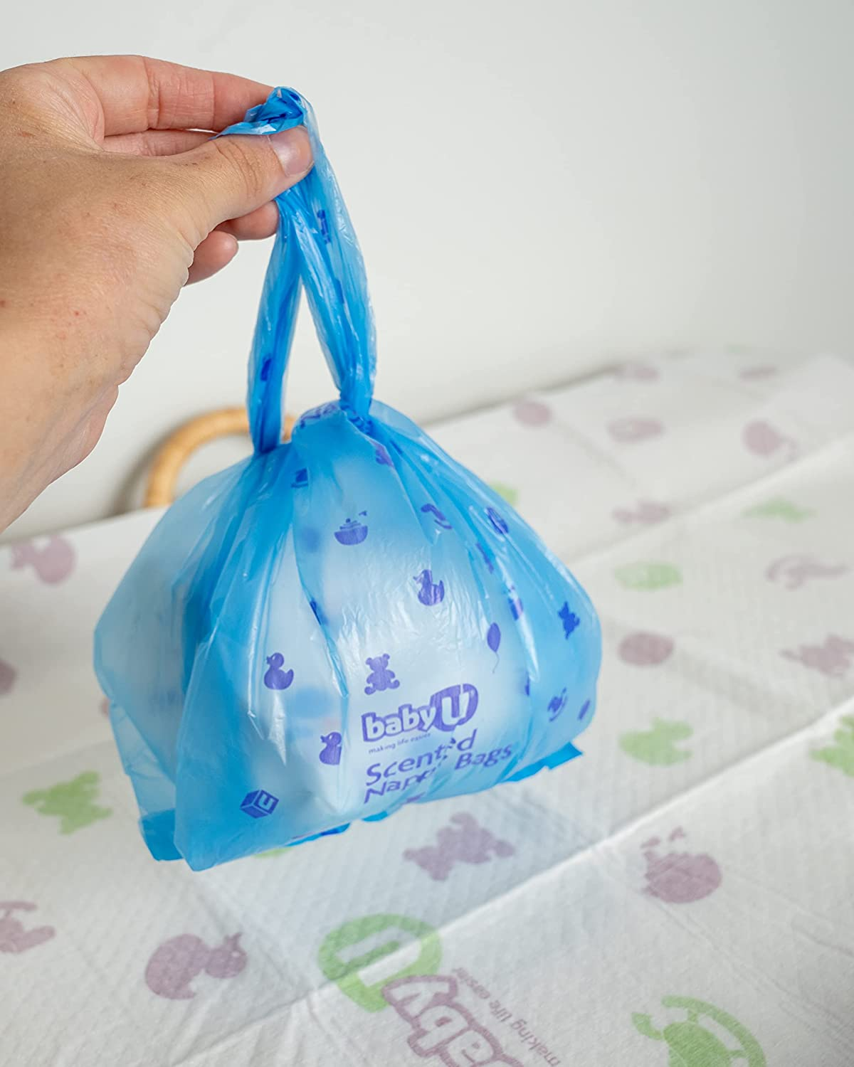 Babyu Nappy Change Essentials Bundle 3 - Dry Wipes, Scented Nappy Bags, Disposable Change Mats image number 2