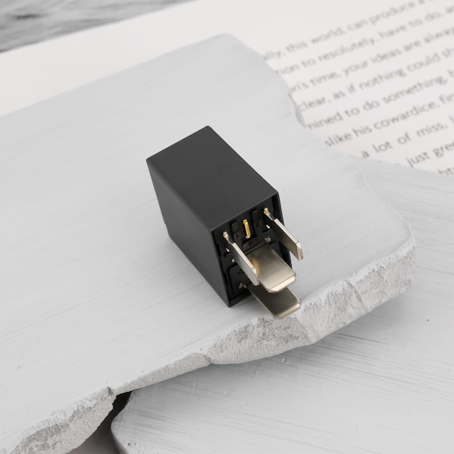 SING F LTD 2Pcs 12V 20A 4Pin HFV6/012H-TR New Energy Battery Car Air Conditioning Fan Relays Compatible with Lancia Compatible with Fiat Compatible with Alfa Romeo Black image number 5