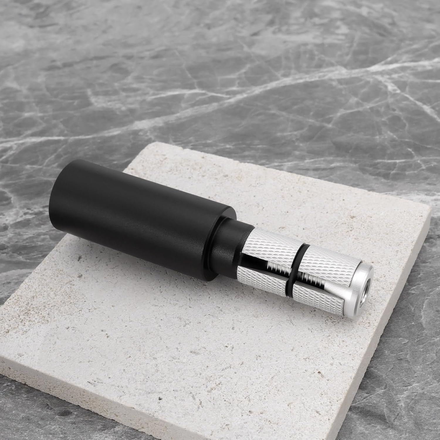 Emsea 1Pair Bicycle Flat Bar Extender Aluminium Alloy MTB Bike Handlebar Bar End Extension 91X22.2Mm Bike Stem Riser 15-20Mm Ported Handlebars Black image number 3