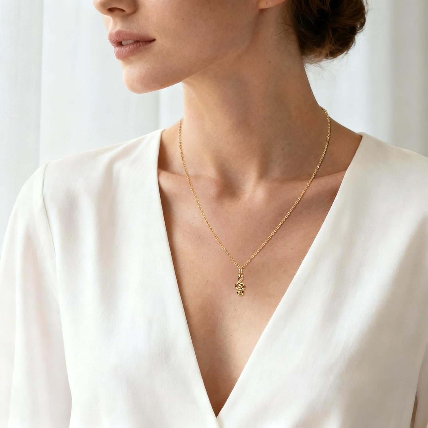 Elegant Music Note Pendant Necklace, Dainty Clavicle Chain with Meaningful Card Musical Jewelry for Women & Music Lovers image number 2