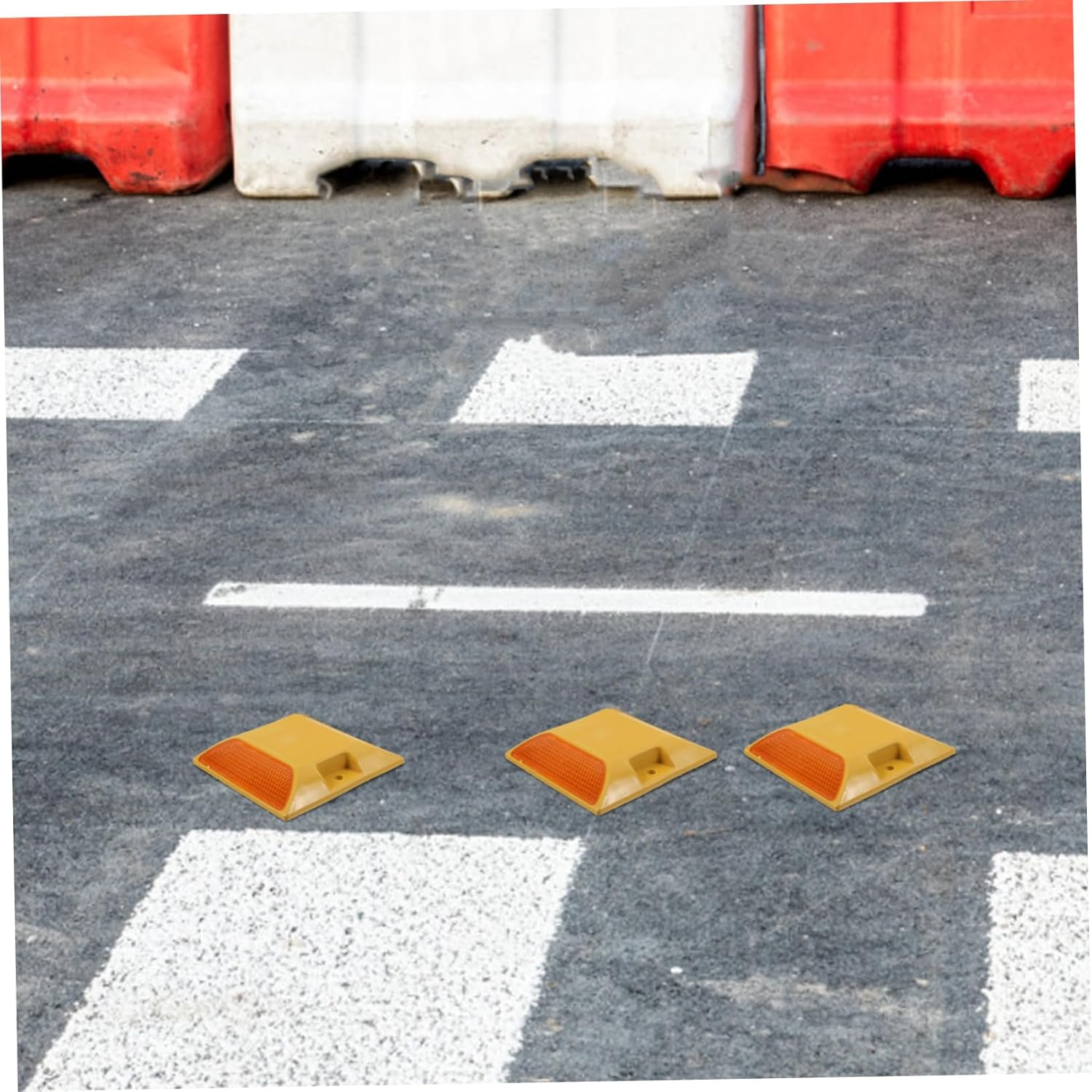 Optimal Night Visibility 6Pcs Reflective Road Markers Easy to Install Pavement Reflectors for Safe Driving image number 1