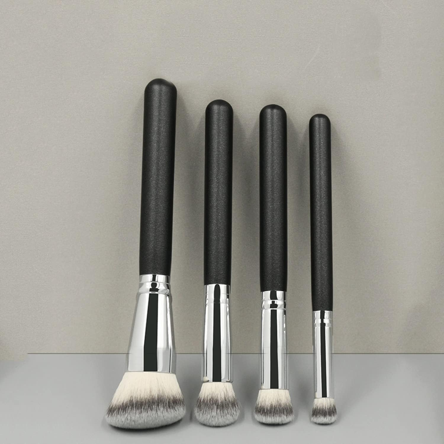 Ksvsonrvi Concealer Brush, under Eye Small Size Angled Head Kabuki Nose Contour Brush for Concealing Blending Setting Buffing image number 3