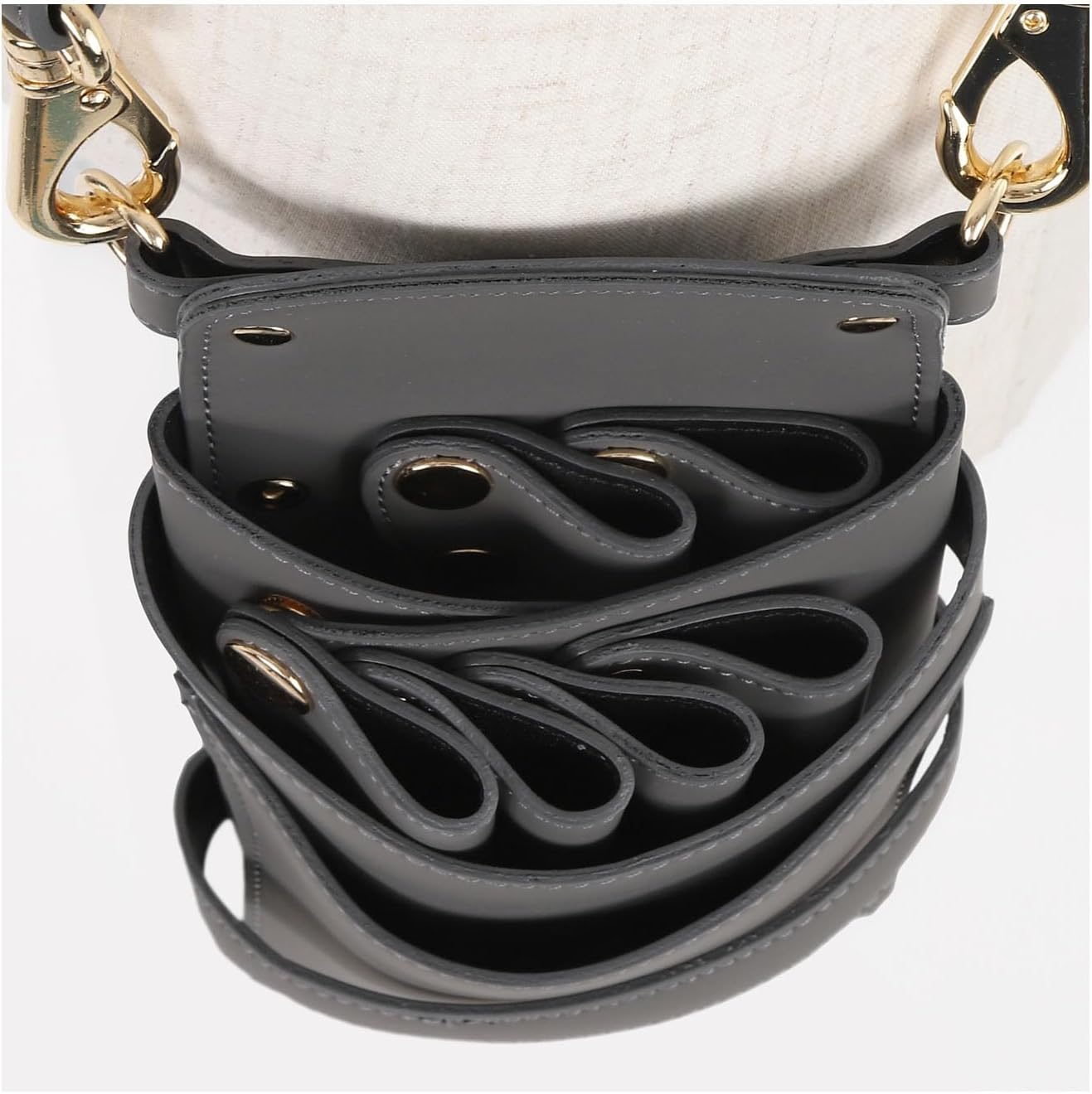 Dees Products Siena Smoky Gray Scissor Case image number 4