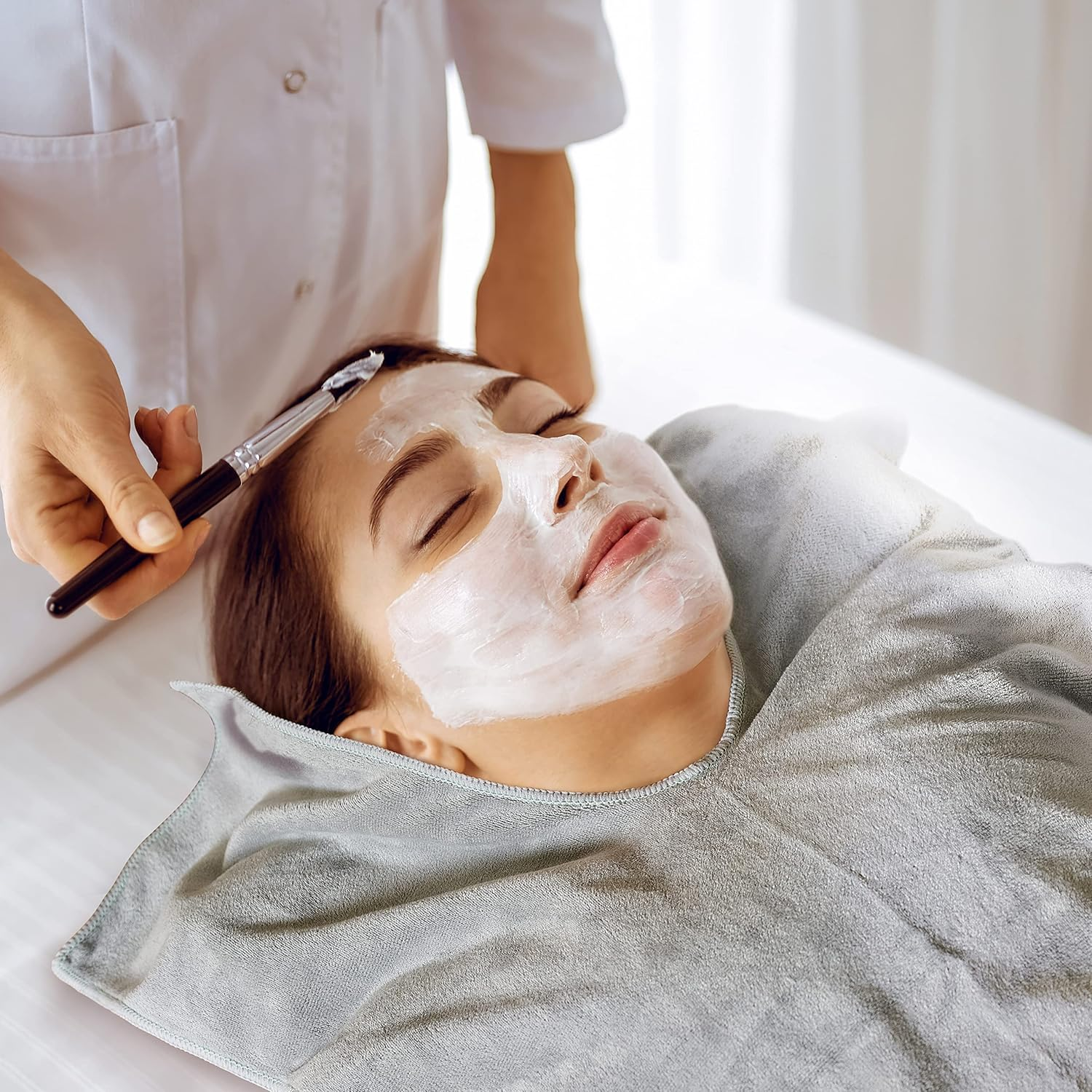 Facial Towels Professional Split Design Microfiber for Spa Steam Esthetician Supplies Salon and Barber Tools (Grey) image number 2