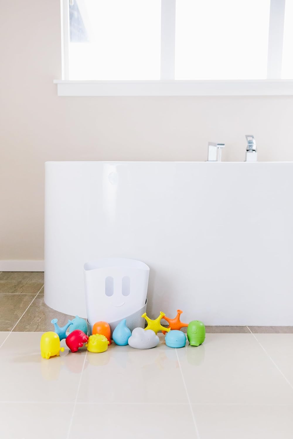 Ubbi Baby Bath Time Essential Gift Set, Includes Drying Bin and 11 Bath Toys, Dishwasher Safe, White image number 2