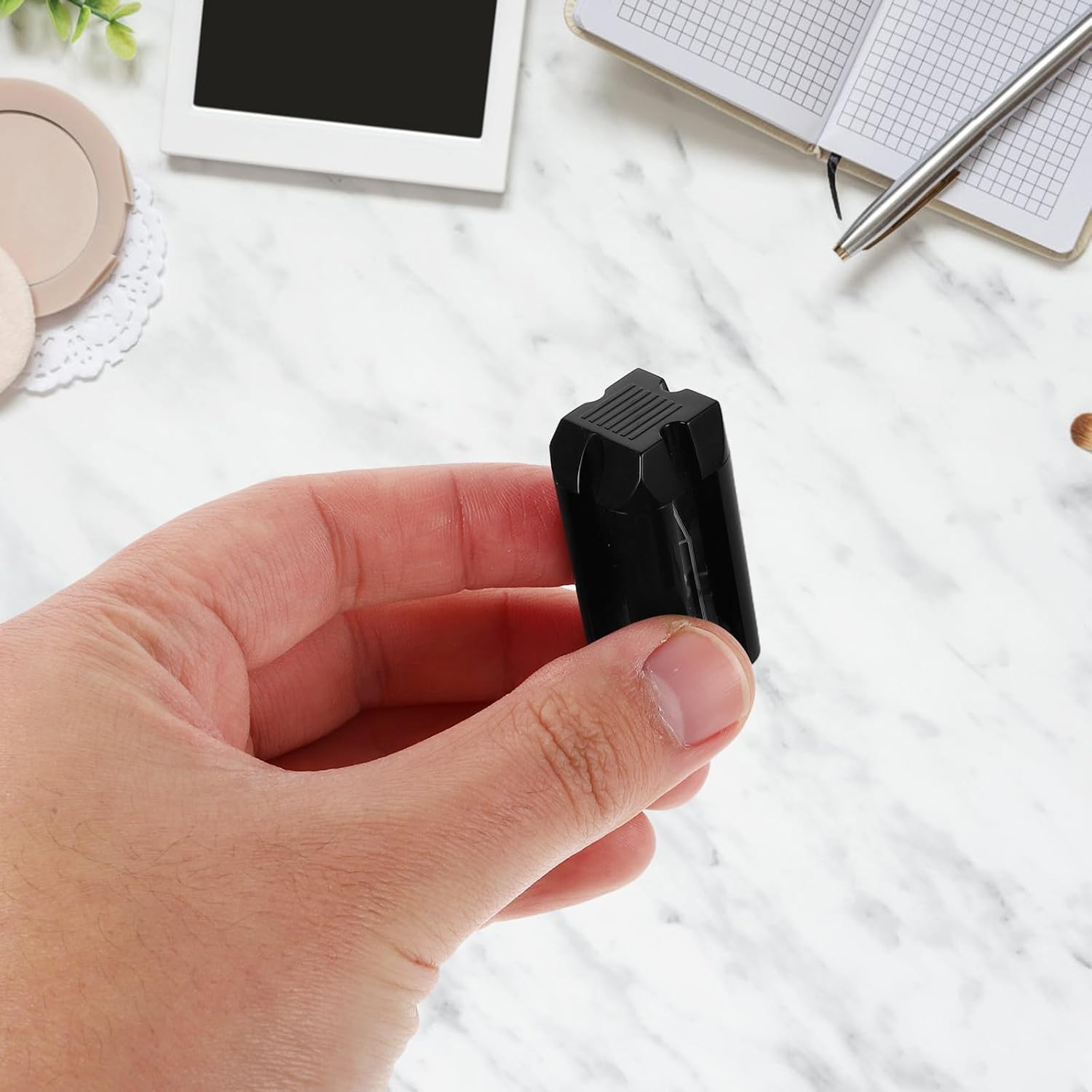 ROMISBABA Precision Eyebrow Pencil Sharpener Makeup Sharpener for Fine Brow Shaping Sturdy Construction Cosmetic Pencil Holder Tool Suitable for Beauty Enthusiasts and Professionals image number 2