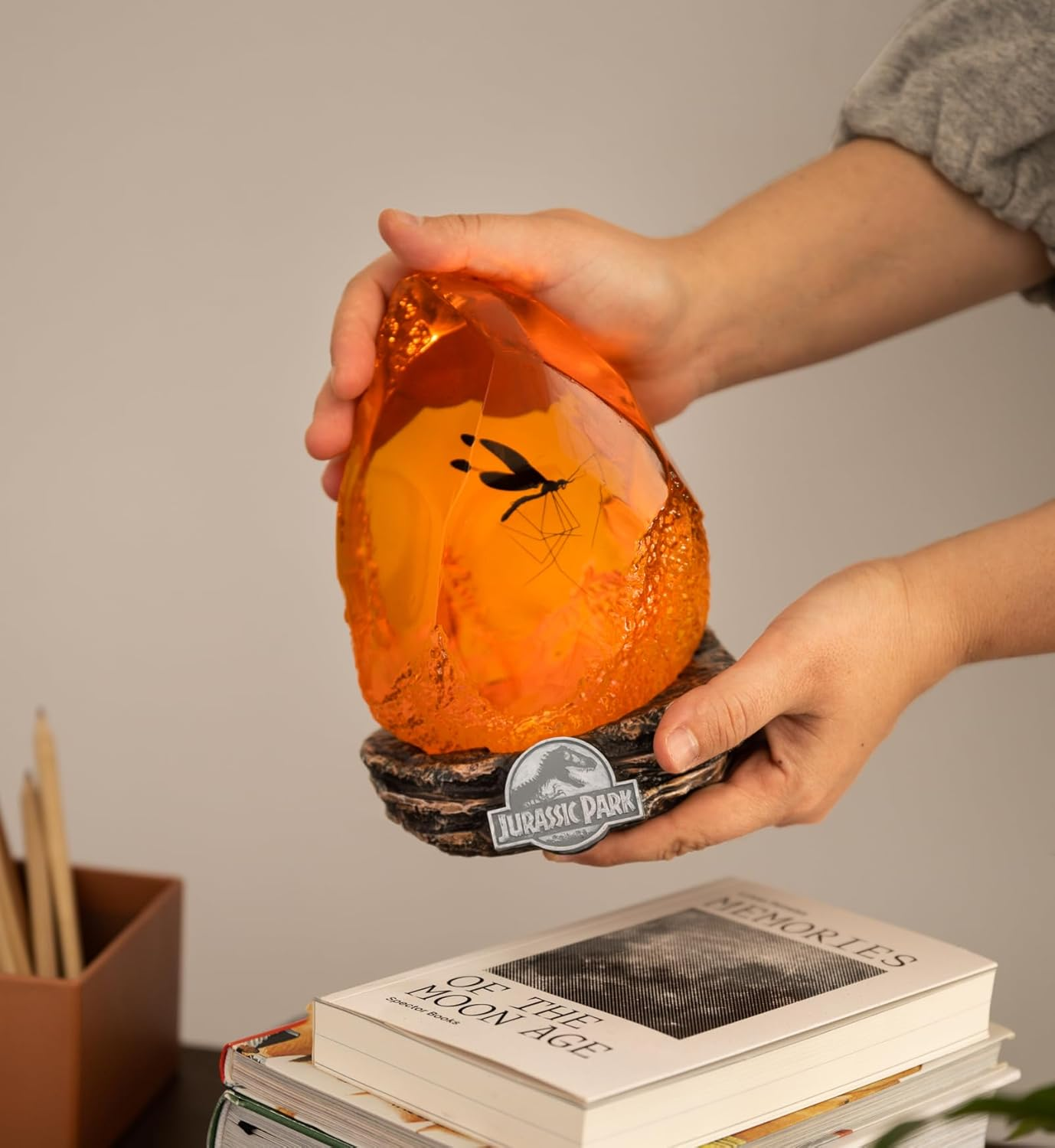 Grupo Erik Official Jurassic Park Lamp | Jurassic Park Movies | Mosquito in Amber Table Lamp | Jurassic Park Merchandise | Jurassic Park Decorations | LED Lamp | Jurassic Park Gifts image number 6