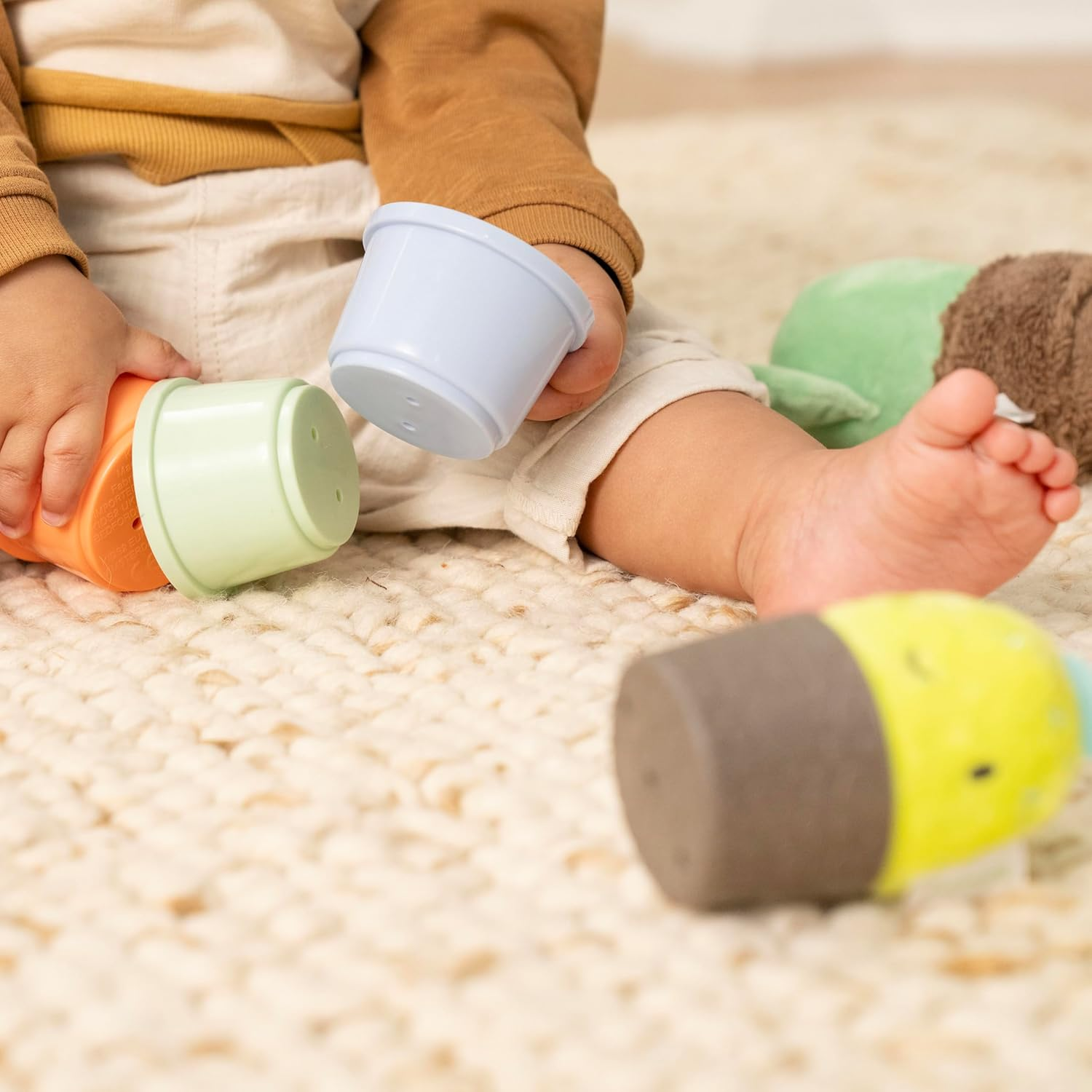 Ingenuity Calm Springs Nesting Rattles for Baby 3 Months & Up, Stackable Toys, Bpa-Free Multi-Texture Rattle Set of 3, Unisex