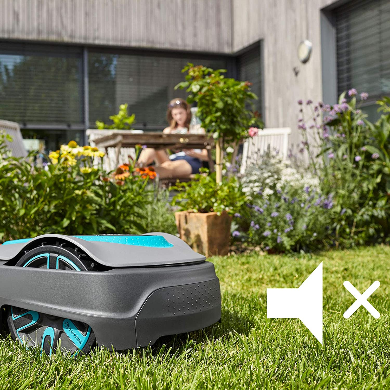 Gardena SILENO City 500 Robotic Lawnmower