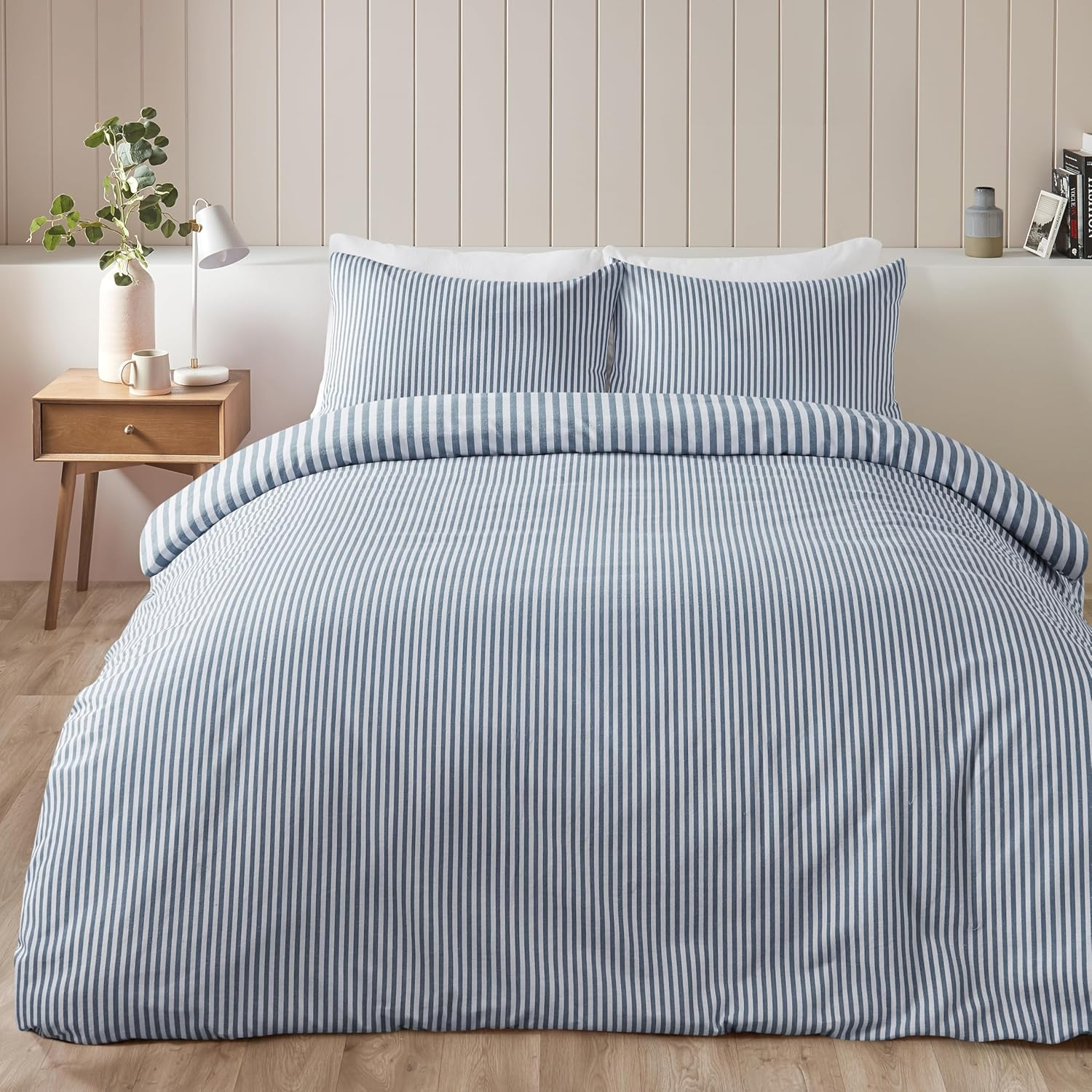Catherine Lansfield Brushed Stripe Cotton Reversible Single Duvet Cover Set with Pillowcase Blue image number 3