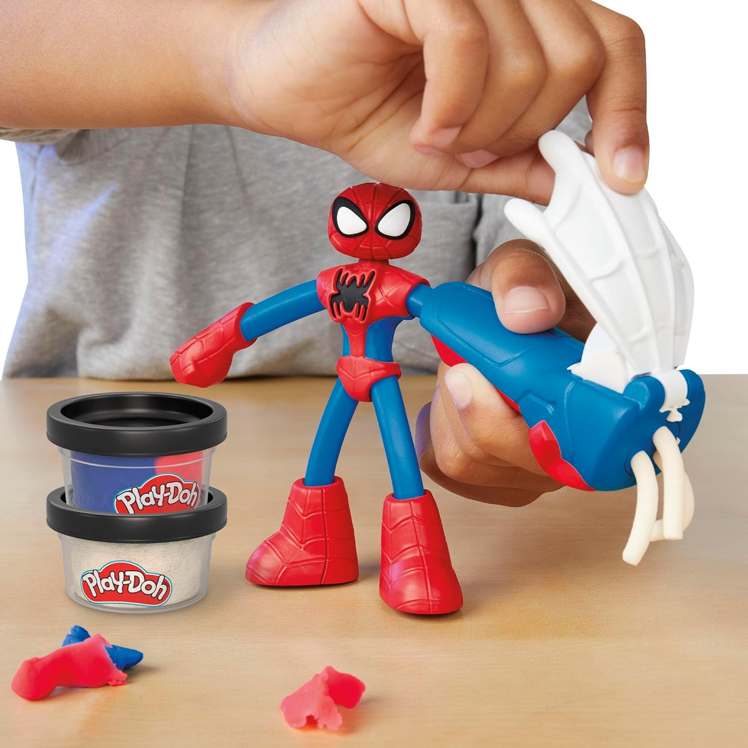 Play-Doh Marvel Spider-Man Thwip Squisher Set with Bendy Action Figure, Imagination Toys for 4 Year Old Boys and Girls and Up image number 4