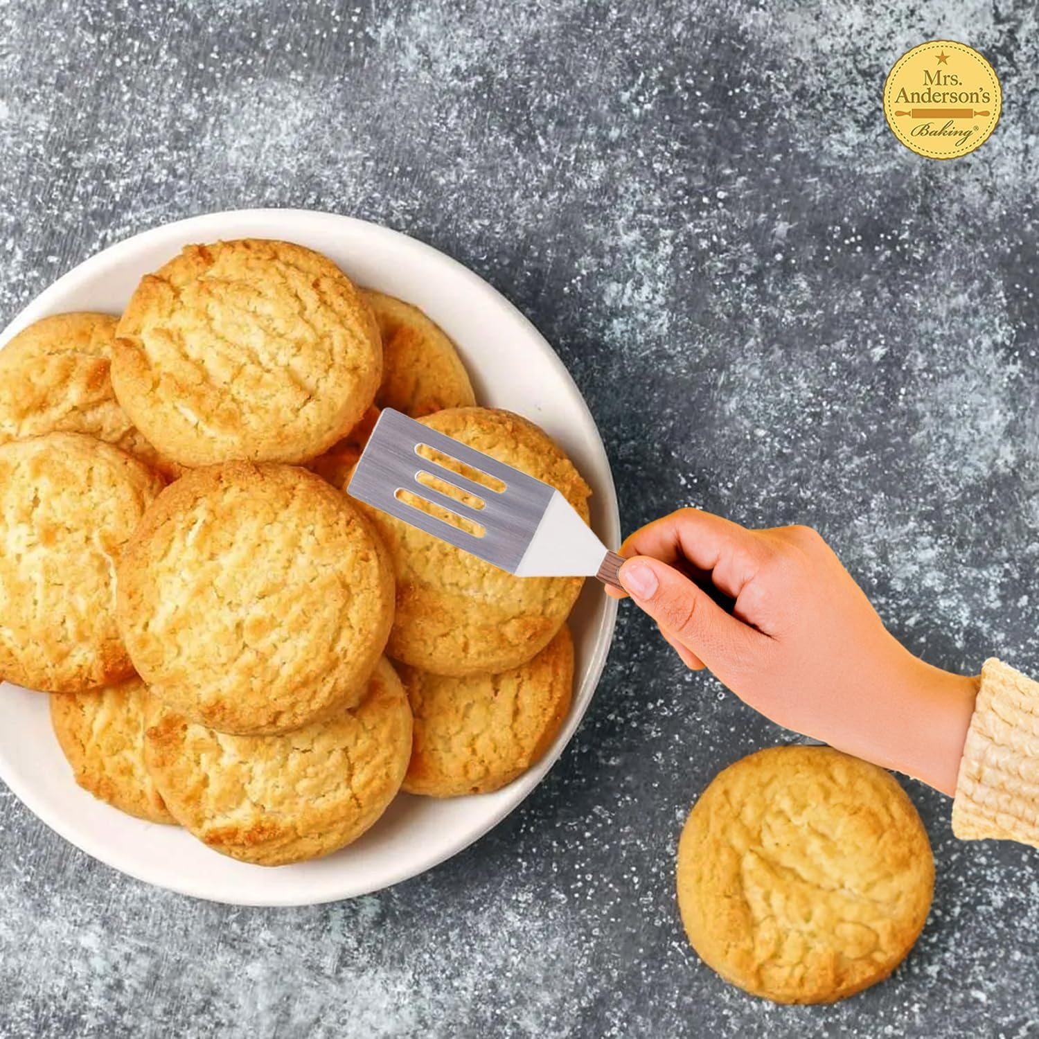 Mrs. Anderson&rsquo;S Baking Mini Flexible Brownie Cookie Spatula, Stainless Steel Blade with Wood Handle - Stainless Steel image number 2