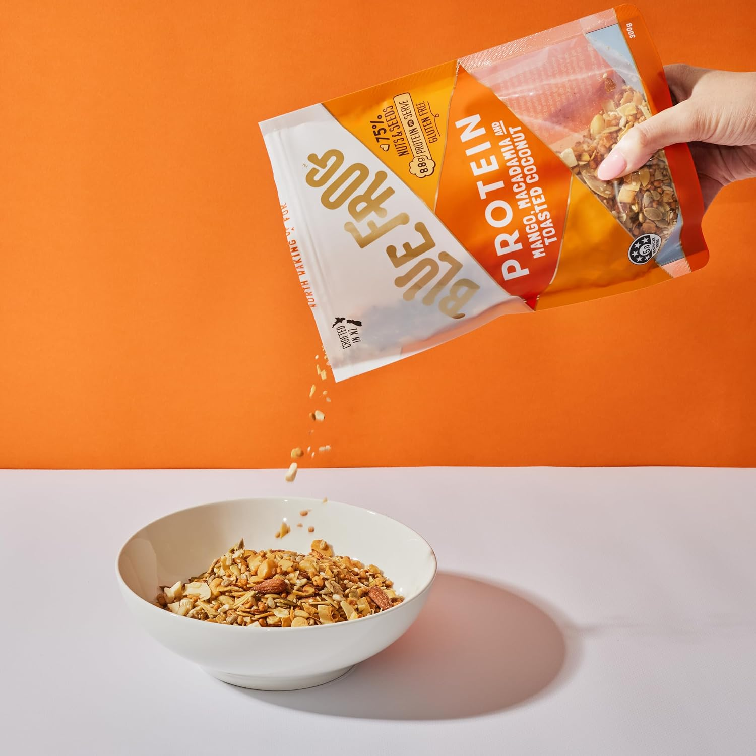 Blue Frog Breakfast - Protein Mango, Macadamia and Coconut, 300G