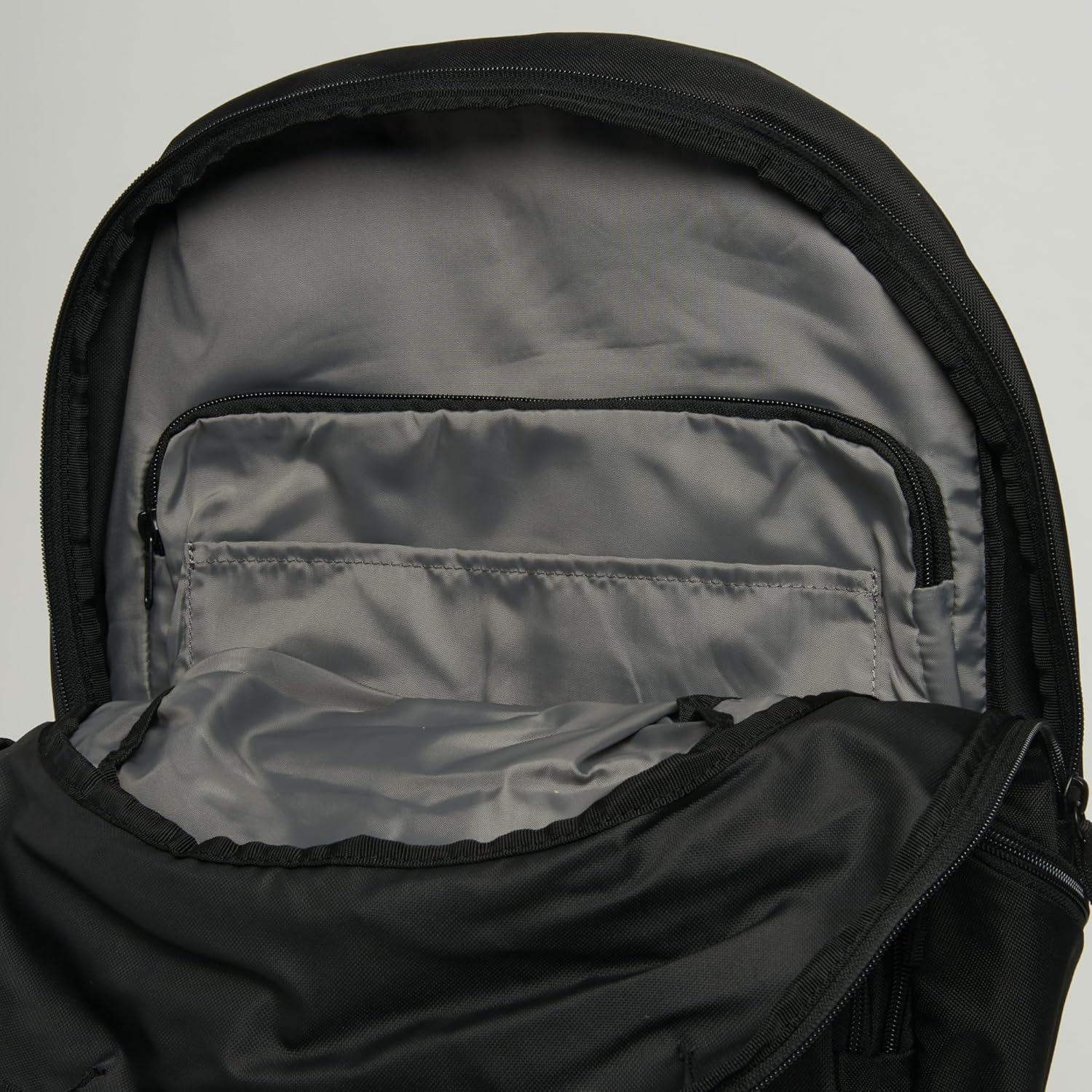 PUMA 090733 TEAMFINAL Backpack 1.5 Gal (35 L) image number 2