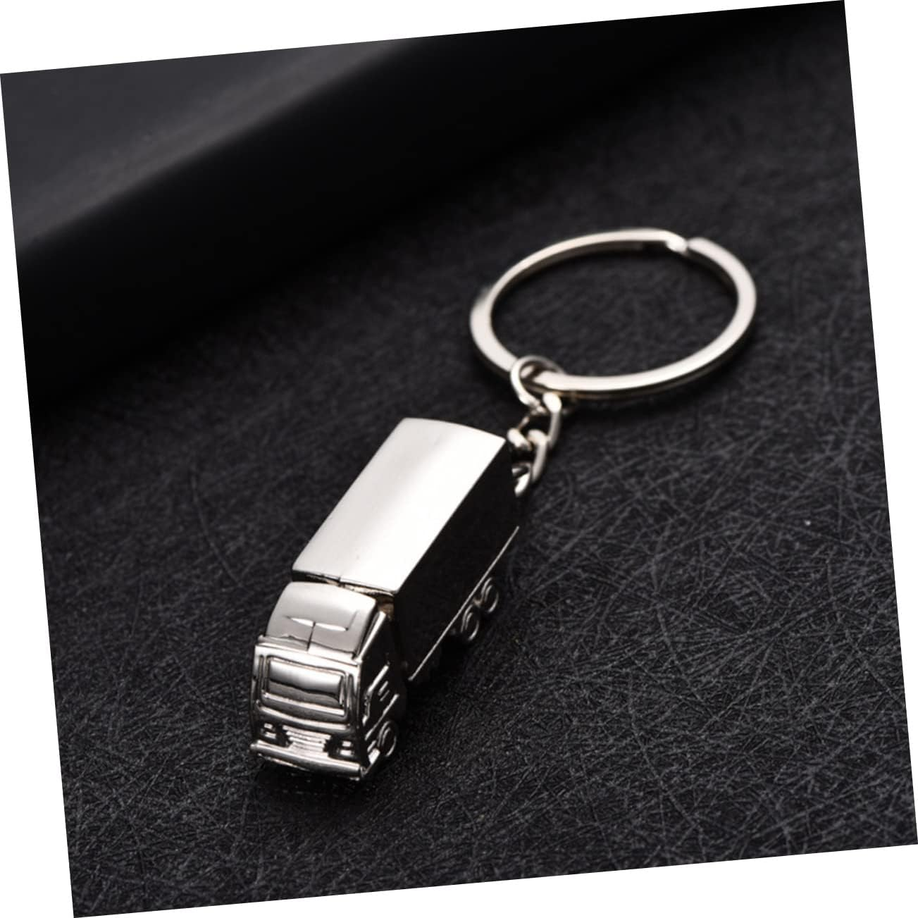 3Pcs Metal Truck Key Ring Keyfob Keychain - Creative for Truck Drivers and Lovers, Compact and Lightweight, Silver image number 4