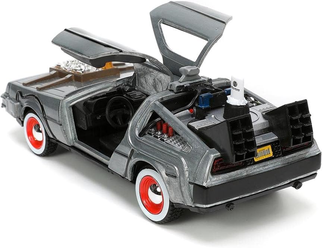 Jada Toys Back to the Future 3 Delorean 1:32 Scale Diecast Vehicle image number 2