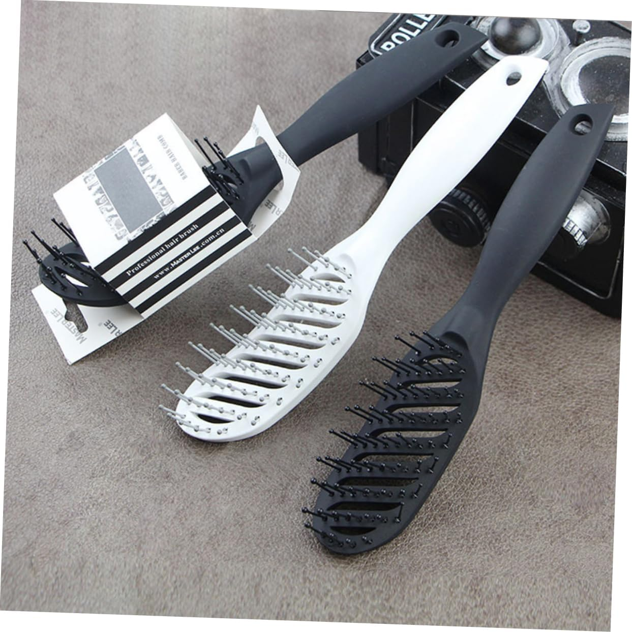 HAKIDZEL Lightweight Curved Ventilated Massage Hair Comb Styling Tool Hair Accessories Curl Comb Women Hairdressing Styling Plastic Massage image number 5