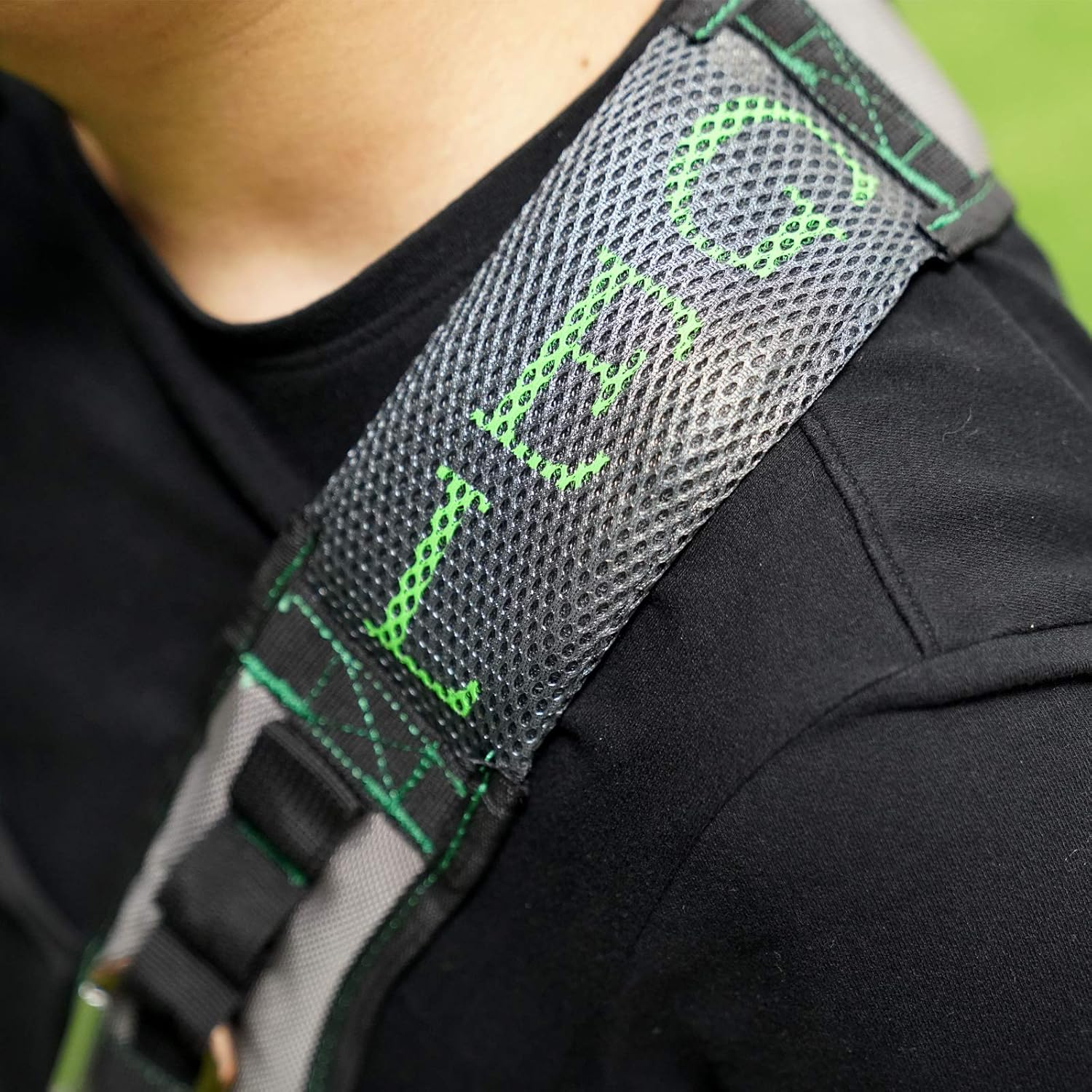 MELOTOUGH Gel Construction Work Suspender Tool Belt Braces with Gel Shoulder Pad Detachable Phone Holder (Trigger Snap Hook End Work Suspenders)&hellip; image number 6