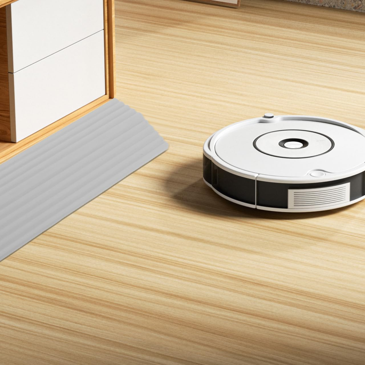 Grey Plastic Threshold Ramp for Robot Vacuums Lightweight and Portable Entry Slope Mat for Doorways and Small Steps image number 2