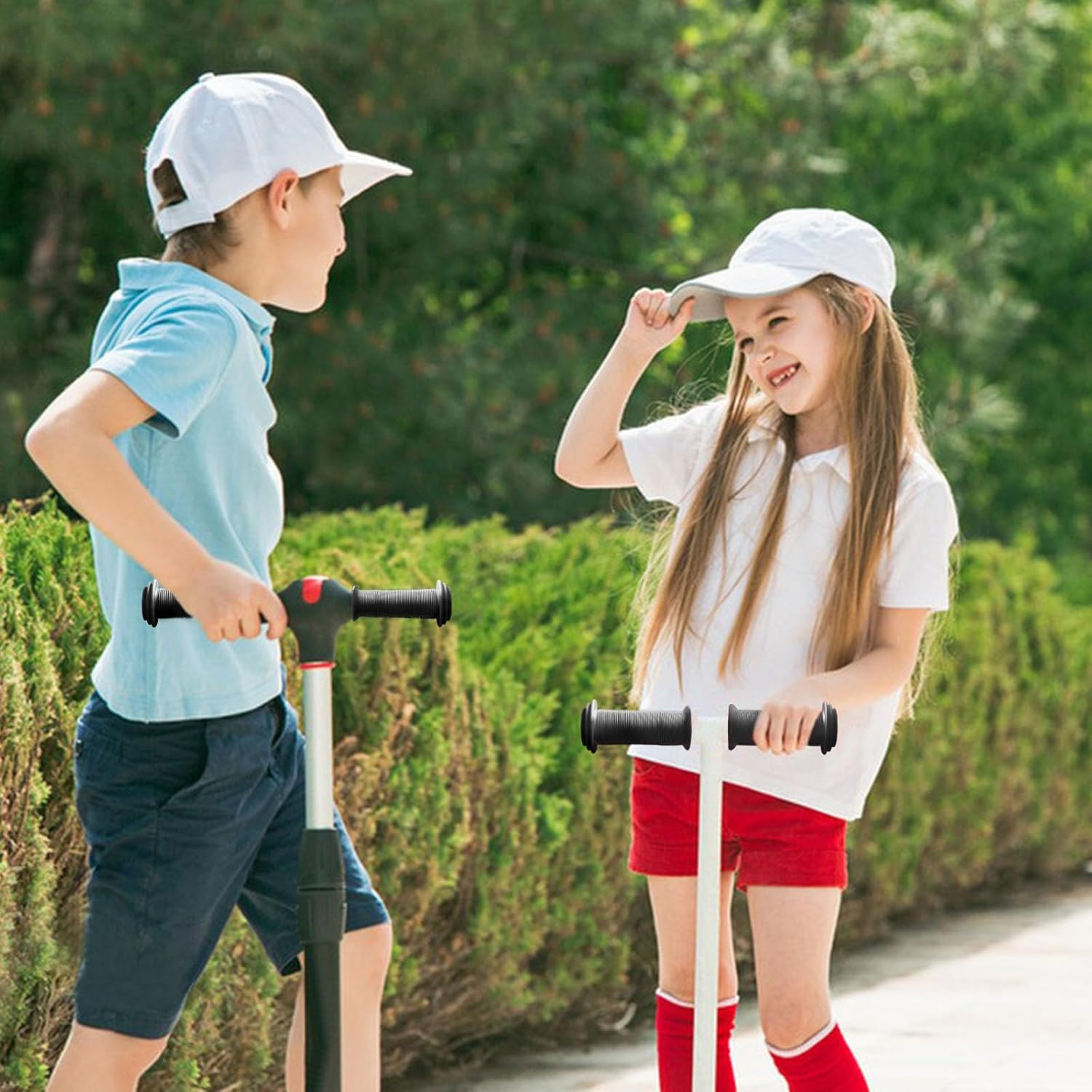 2Pcs Bike Handlebar Grips, Non-Slip Soft Rubber Cycling Grips for Universal Kids Bikes, Mountain Bikes, Scooters, Balance Bikes, Folding Bikes