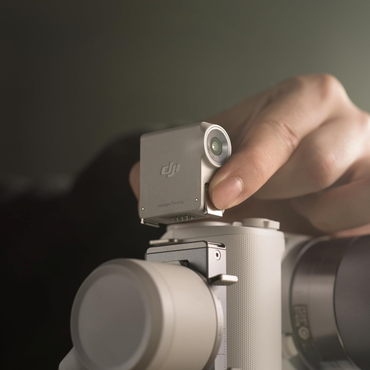 DJI RS Intelligent Tracking Module image number 3