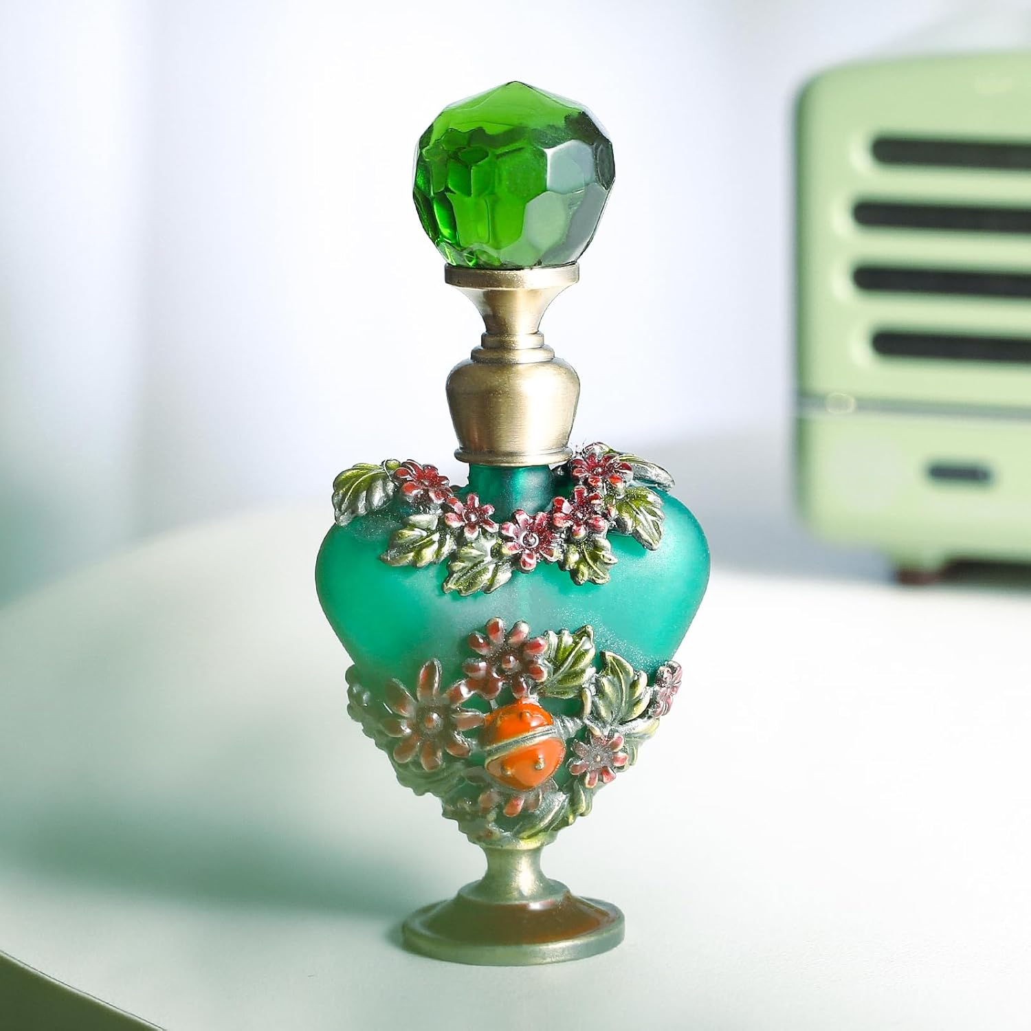 5ML Vintage Heart-Shaped Glass Perfume Bottle Empty Refillable Mini Decorative Fragrance Container for Essential Oil Home Decor Lady Wedding Gift, Dark Green image number 6