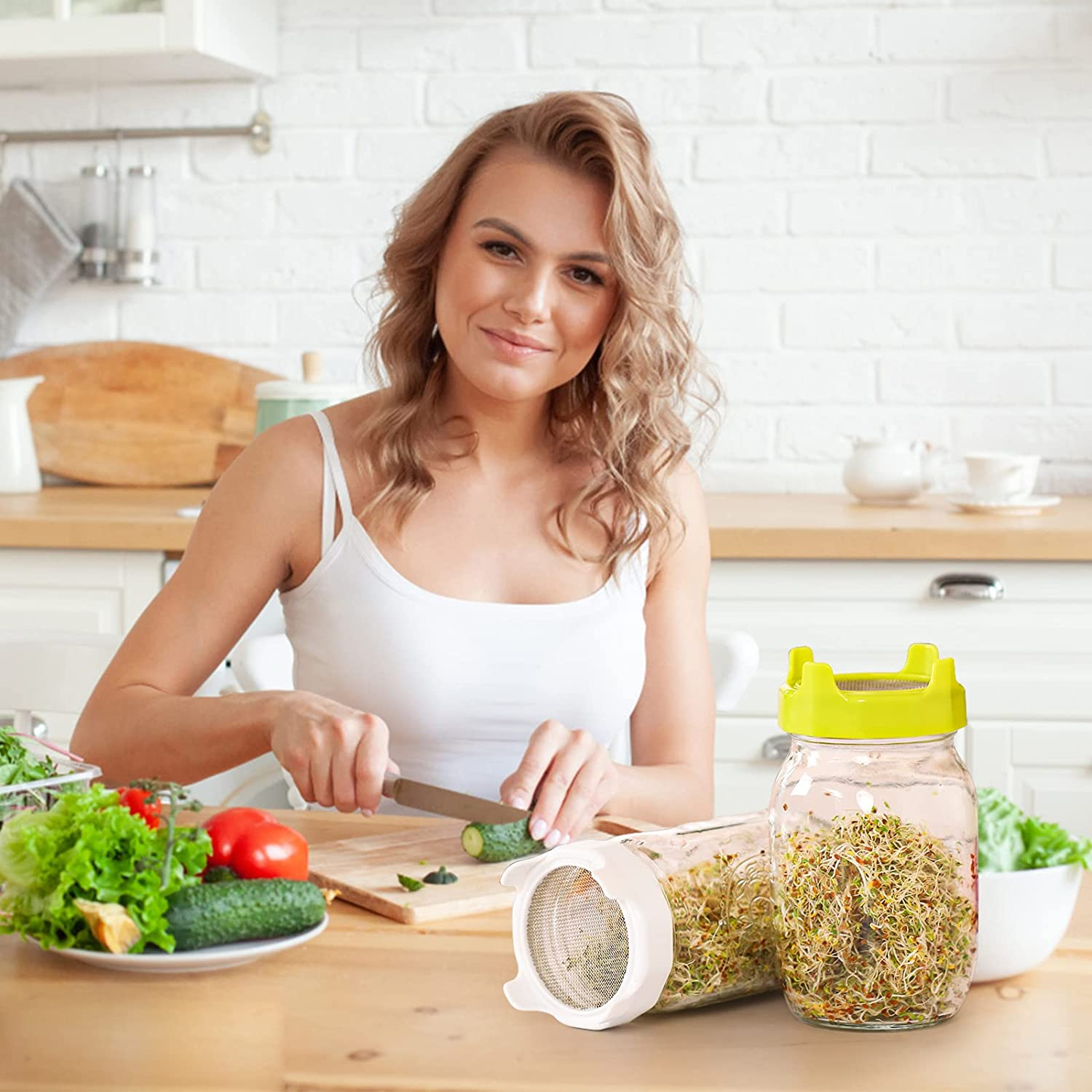 Sprouting Lids, Plastic Sprout Lid with Stainless Steel Screen for Wide Mouth Mason Jars, Germination Kit Sprouter Sprout Maker with Stand Water Tray Grow Bean Sprouts, Broccoli Seeds, Alfalfa, Salad image number 4