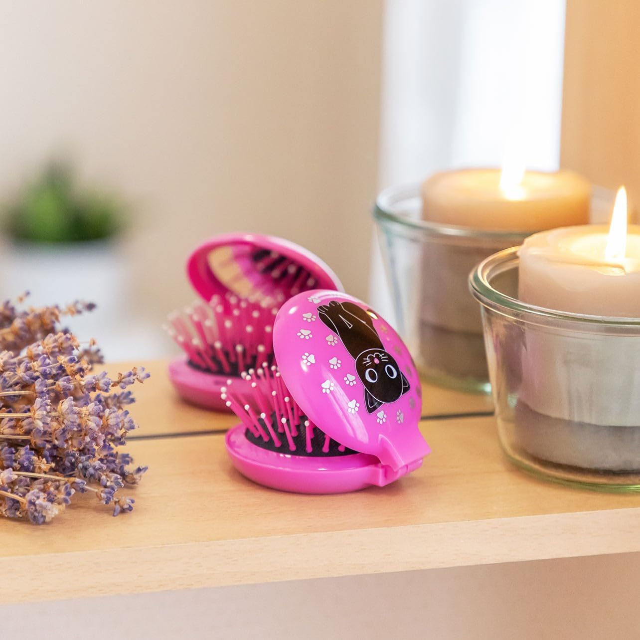 Lady Retro 2 in 1 Mirror Hairbrush, Pink Cat image number 1