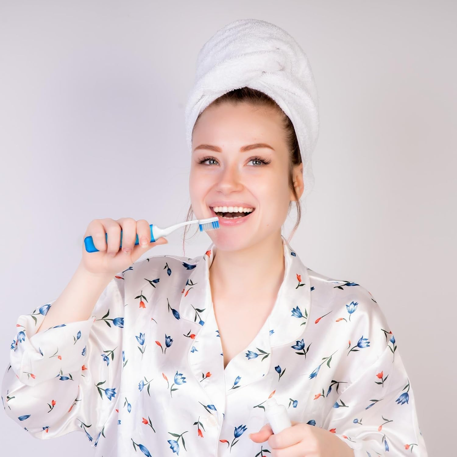 Soft Bristle Mini Foldable Tooth Brush with Case, 10Pcs Mini Folding Traveling Tooth Brushes with Case, Foldable Travel Toothbrush, Soft Bristle Travel Folding Toothbrush with Toothbrush Box image number 1