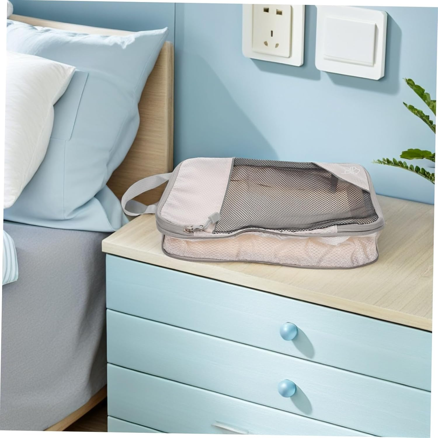 DEARMAMY 3PCS Compression Packing Cubes Beige Lightweight Expandable Travel Organizer Bags for Efficient Luggage Space Management Portable Storage for Clothes Shoes Accessories image number 1