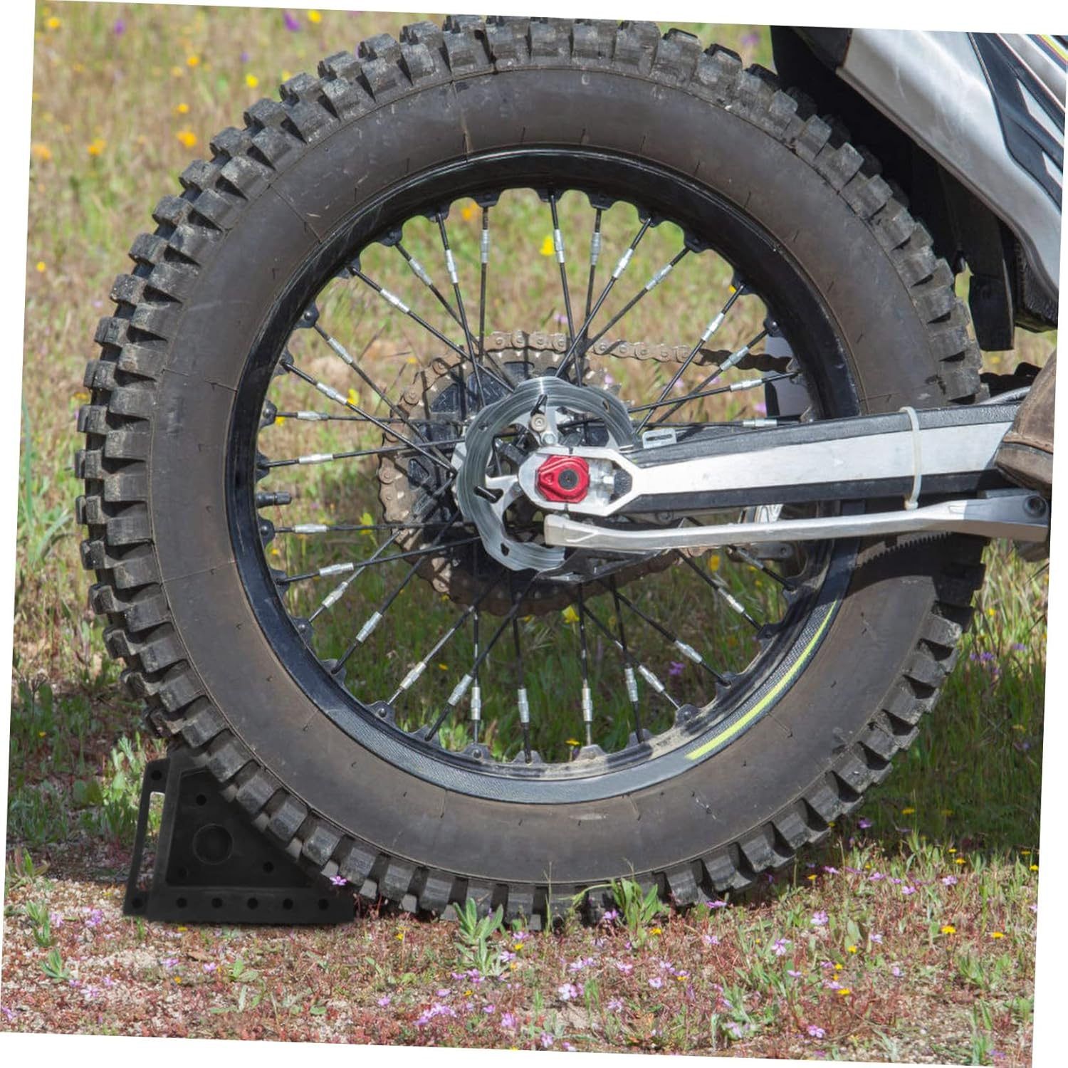 CIYODO Heavy Duty Rubber Wheel Slip Stopper Tyre Blocks for Car Truck Camper Trailer Secure Parking Ramp image number 5