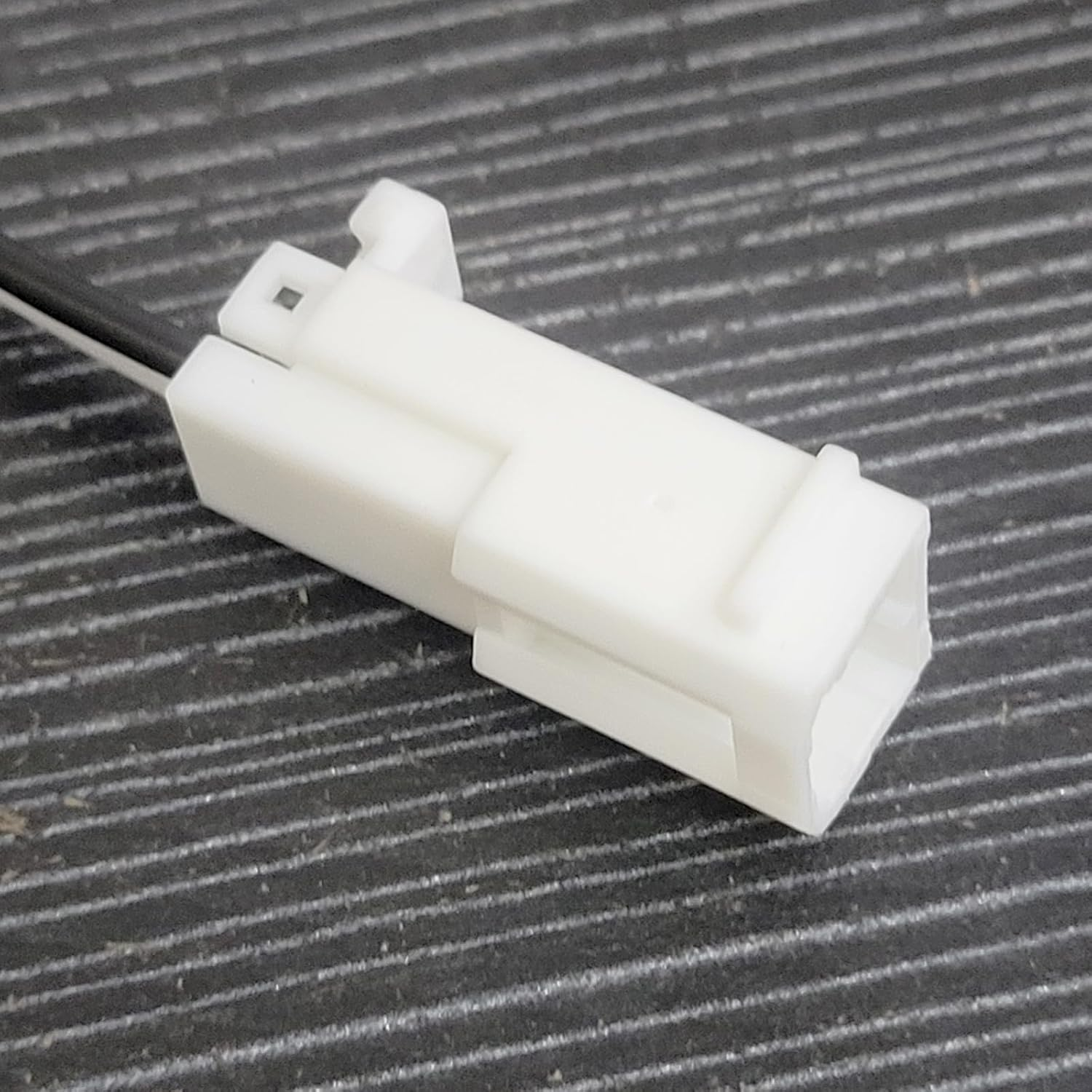 4PCS 72-7902 Car Speaker Wiring Harness Compatible with Dart Journey RAM 1500-5500 Avenger Caliber Challenger Charger Magnum Grand Caravan image number 5