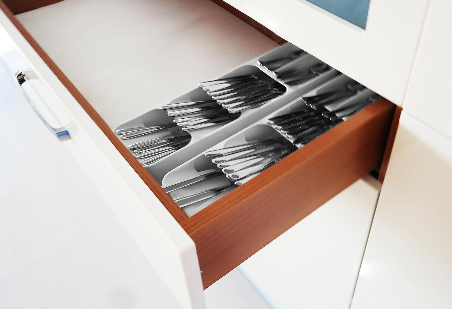 BOAA Fresh Cutlery Organiser for Kitchen Drawer, Cutlery Tray, Organiser System, Kitchen Drawer Organiser, Kitchen Storage (5 Compartments, Grey) image number 5