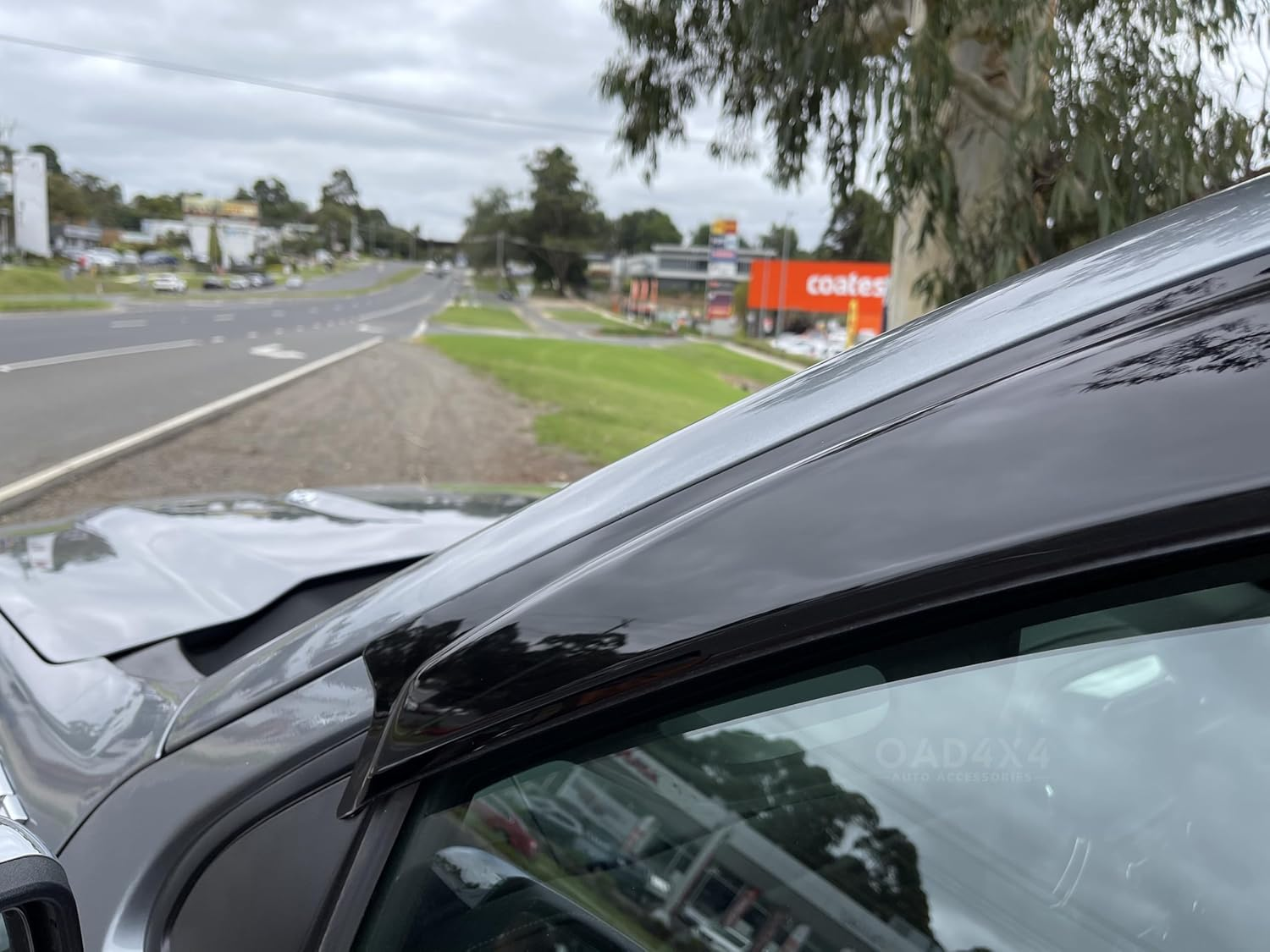 OAD4X4 Weathershields Compatible with Chevrolet Silverado 1500 T1 Series 2020-Onwards, Weather Shields Window Visors Wind Deflectors Sun Rain Guard 4PCS Set image number 2