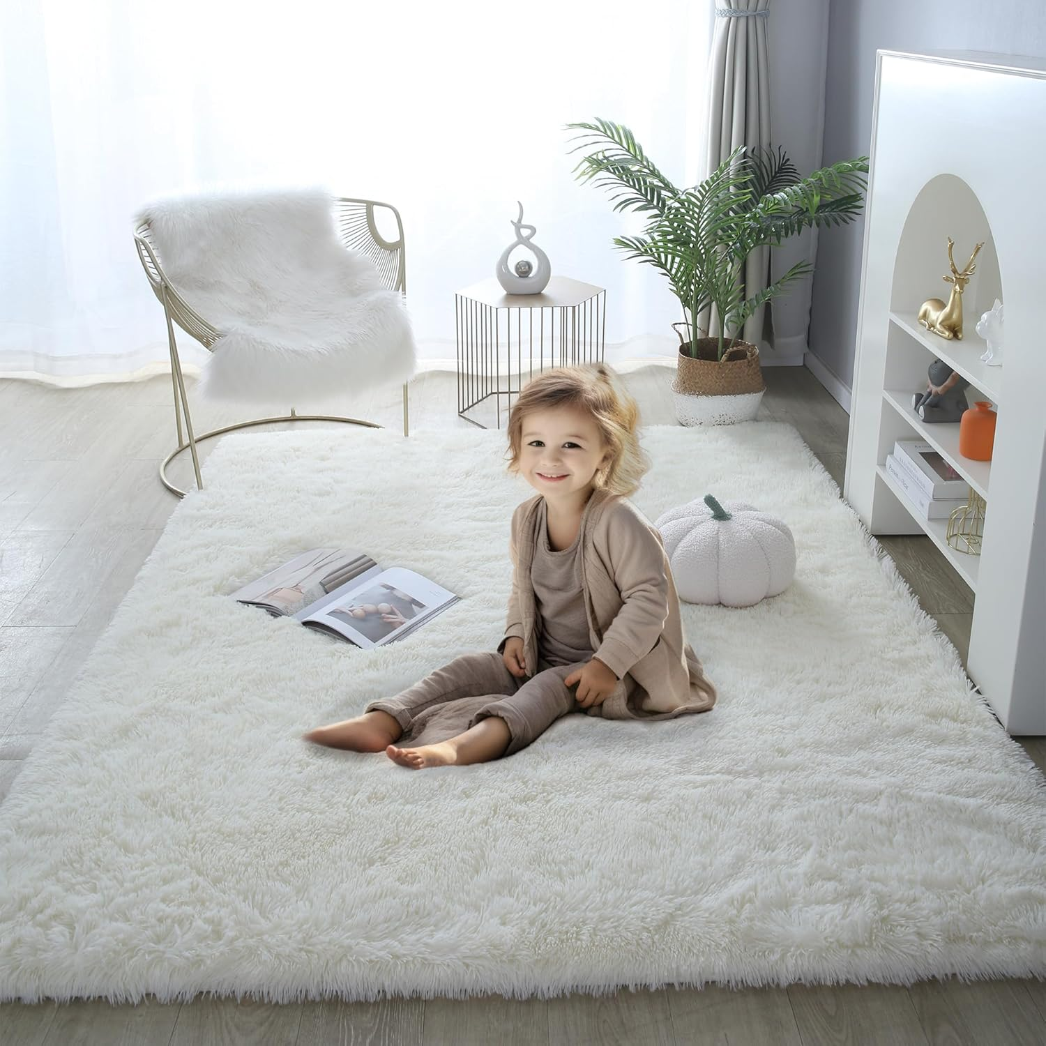 SHIPKEY Beige Area Rugs 5&rsquo;X7&rsquo; (150X210 Cm) Soft Indoor Rugs, Fluffy Shaggy Carpet for Bedrooms, Living Room, Home D&eacute;cor