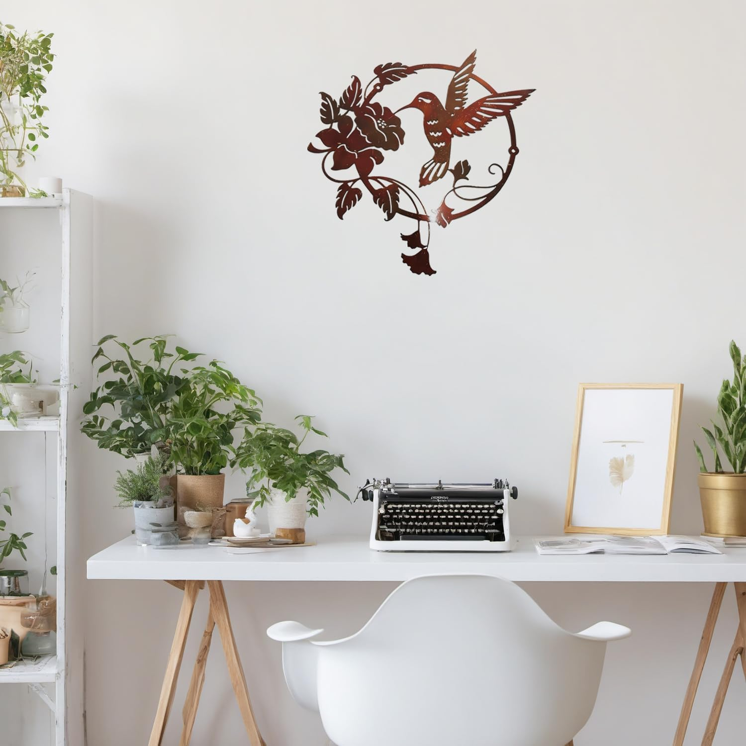 Round Metal Bird Wall Art Decor - Hummingbird Wall Art Silhouette for Your Patio, Garden, and Fence Art Decor, Bird Wall Silhouette Indoor and Outdoor Hanging (Brown)