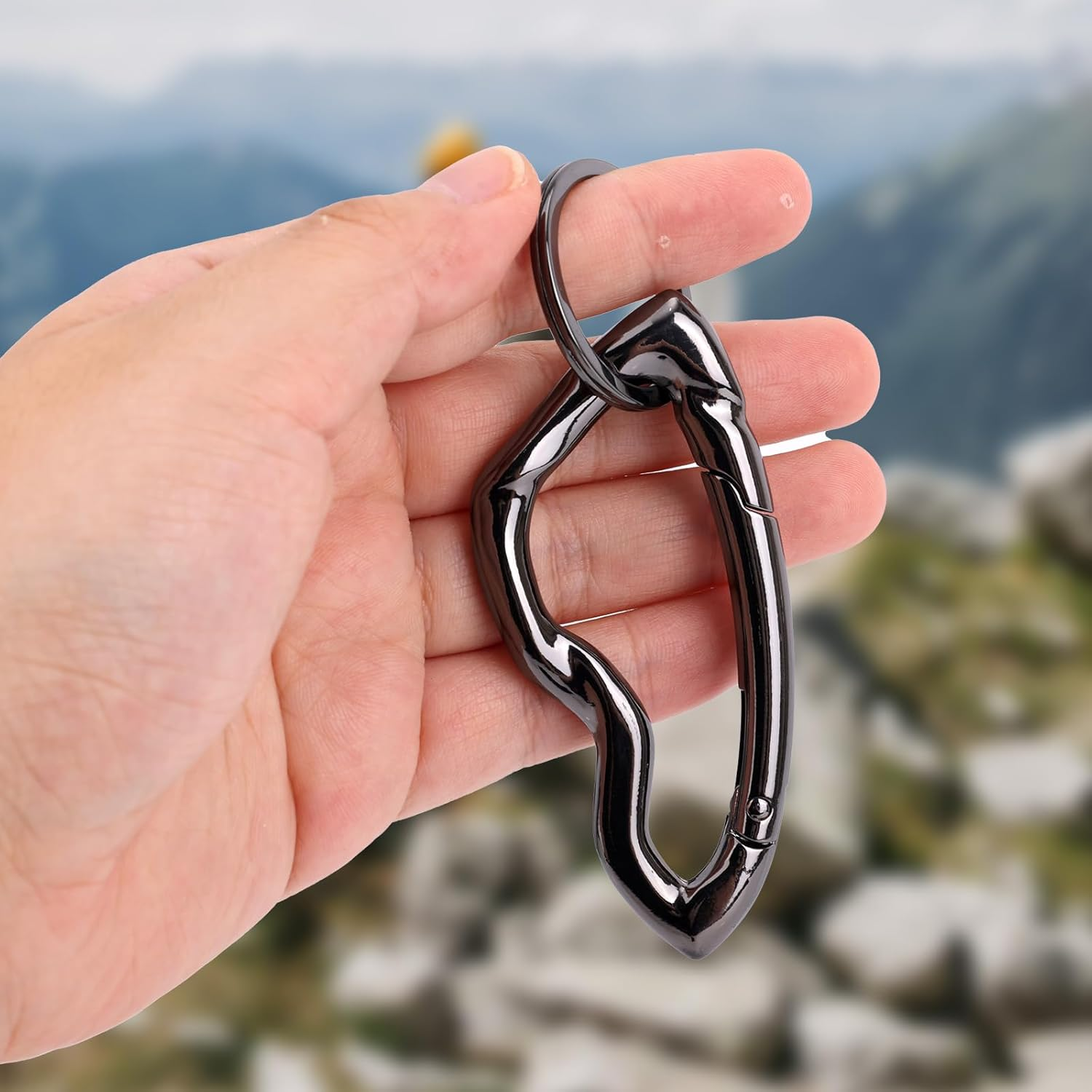 Tinoaly Cool Cute Carabiner Keychain for Men, Y2K Black Key Ring Modern Irregular Design Carabiner Hook Holder Suitable for Backpacks Keys Purses image number 6