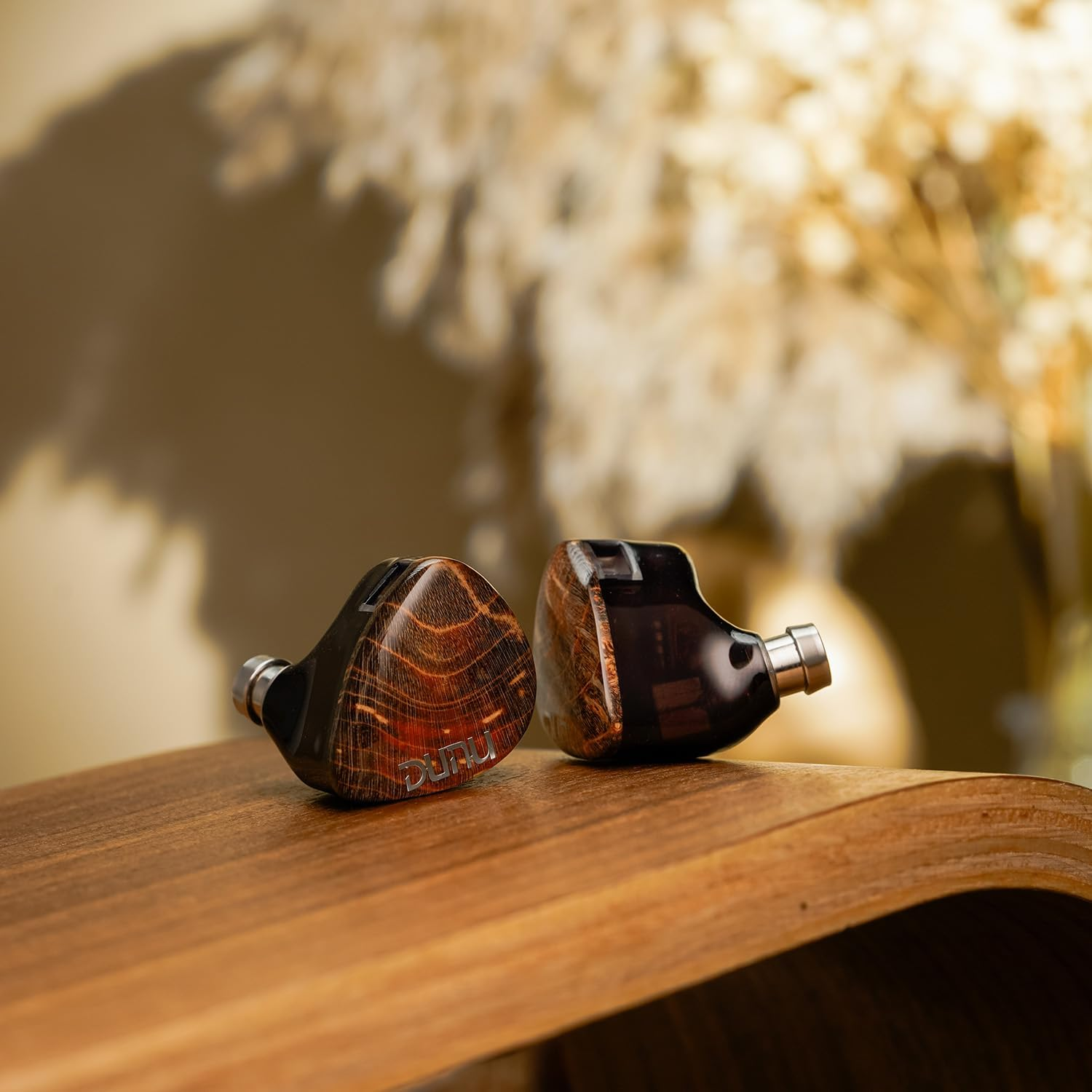 Hifigo DUNU X Gizaudio Da Vinci Iems 2DD+4BA, Dual Dynamic and 4 Balanced Armature Drivers Hybrid In-Ear Earphones Hifi with 5-Way Frequency Crossover (Da Vinci) image number 1