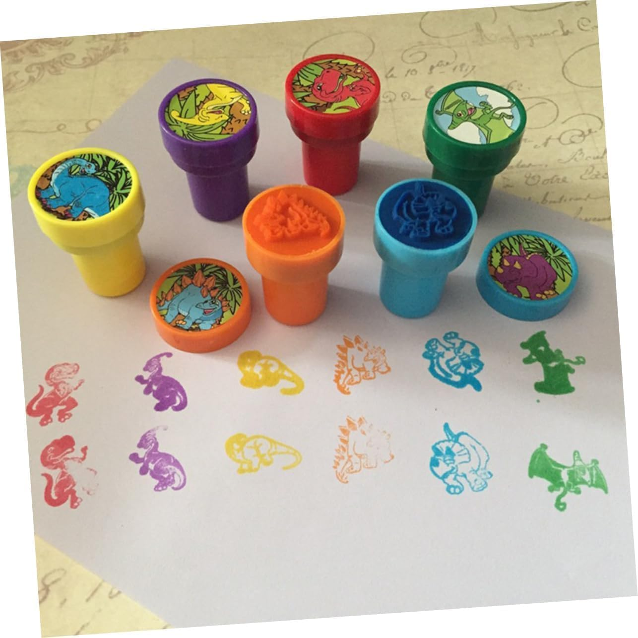 12 Pcs Animals Dinosaur Stamps Signet Animals Themed Self-Inking Stampers Birthday Party Favors Supplies Washable Stampers Crafts Party Favor School Prizes image number 3