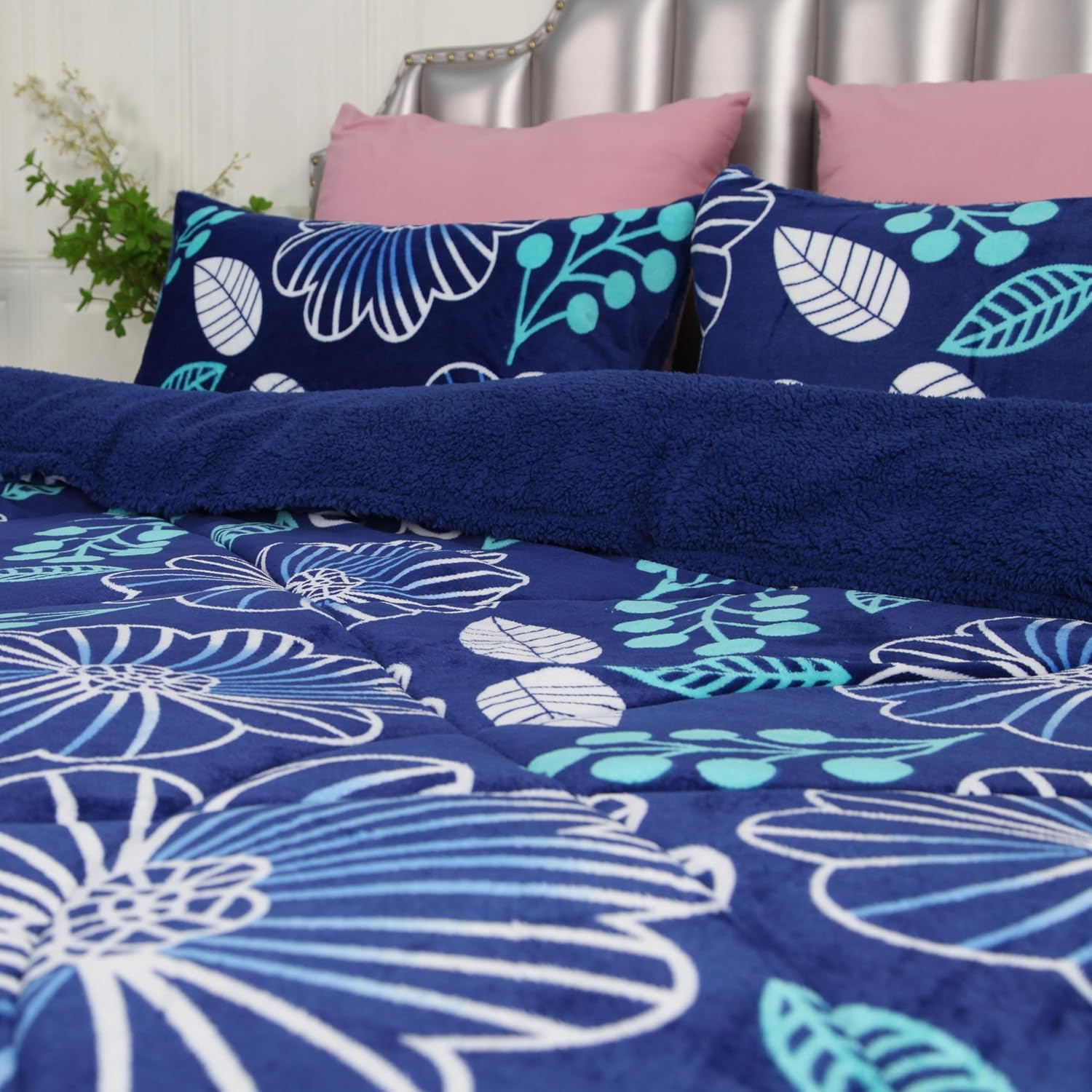 Ramesses Printed Sherpa Flannel Fleece Reversible Blanket Set Single/Double Blue Flower image number 4