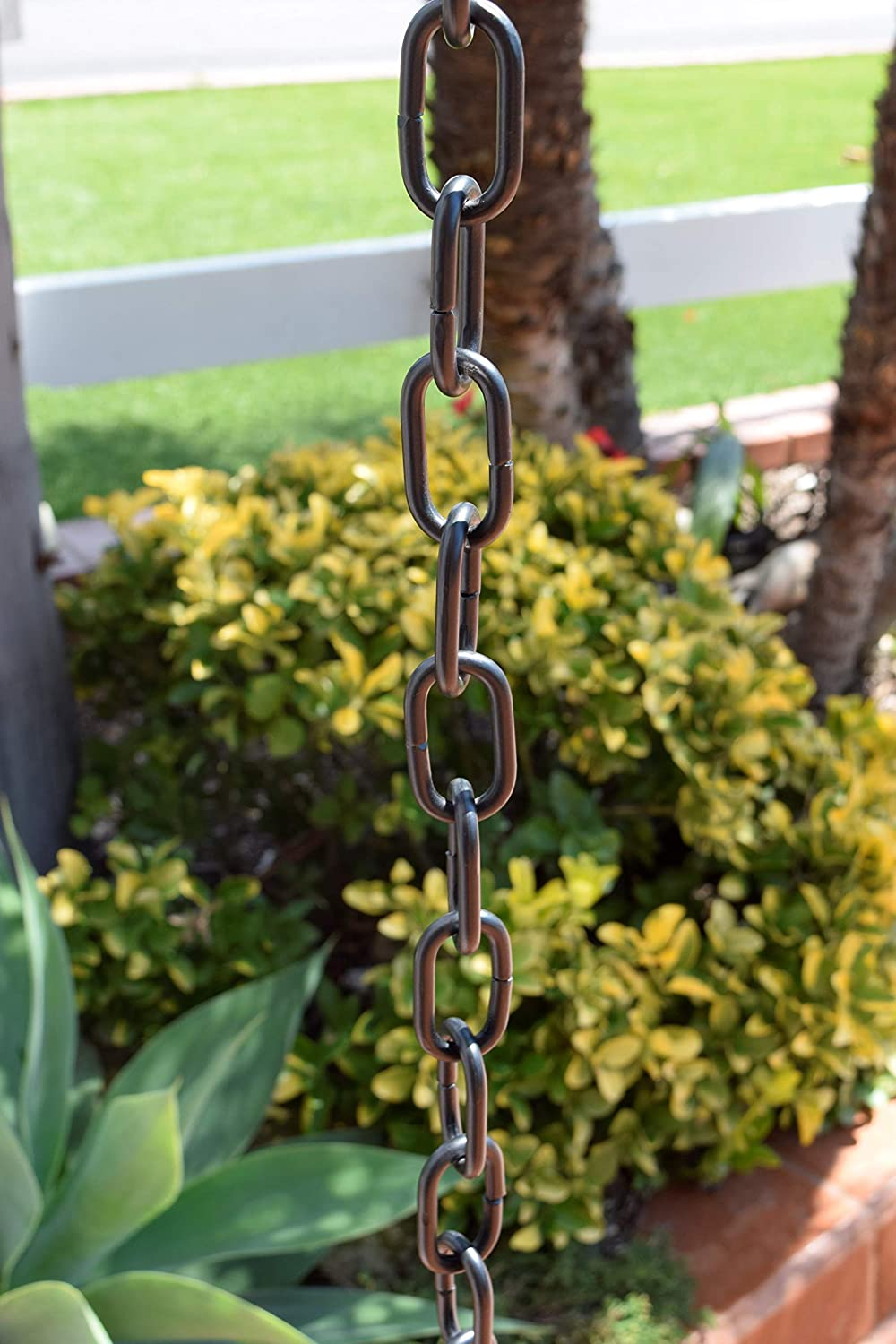 Monarch Rain Chains 18105 Aluminum Traditional Link Rain Chain, 8-1/2 Feet Length Replacement Downspout for Gutters, Black Powder Coated image number 1