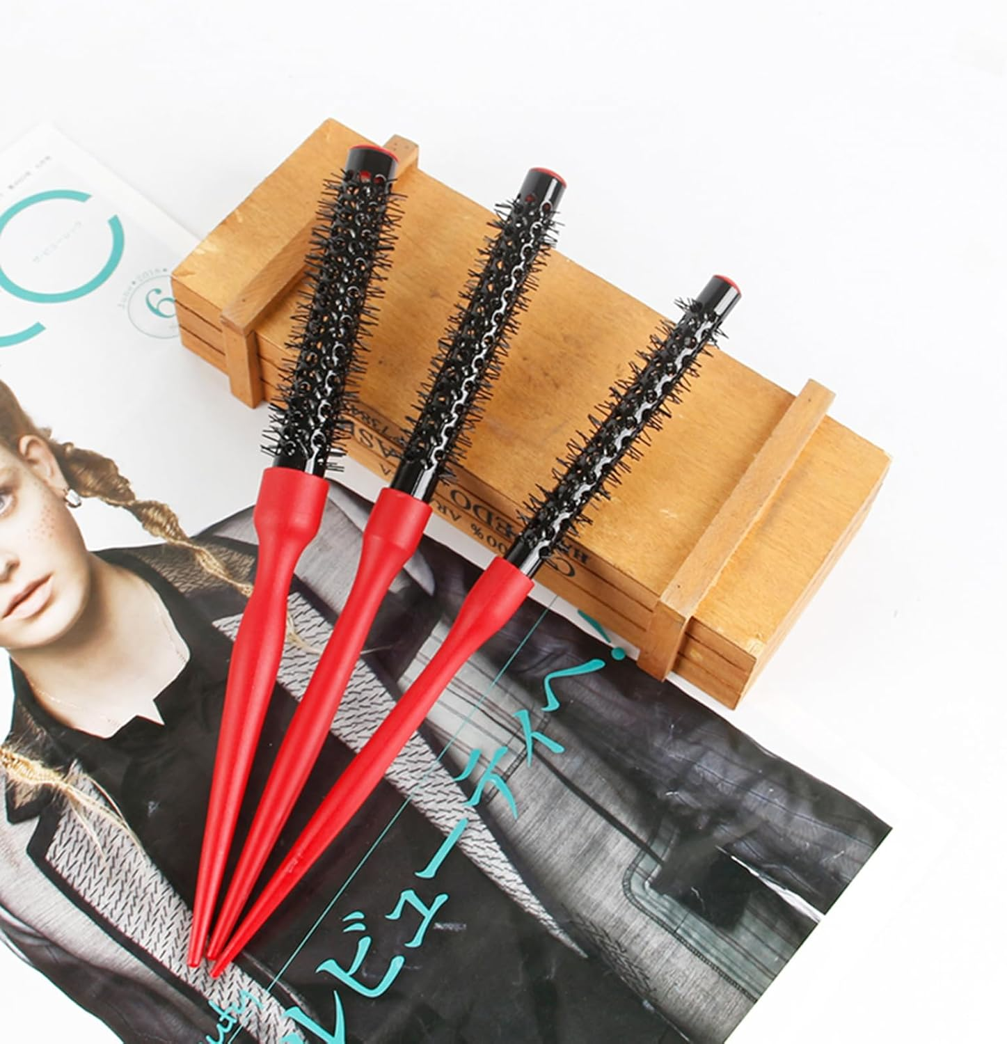 Round H Brush for Woman Blow Drying Volume Curling & Straightening H Brush