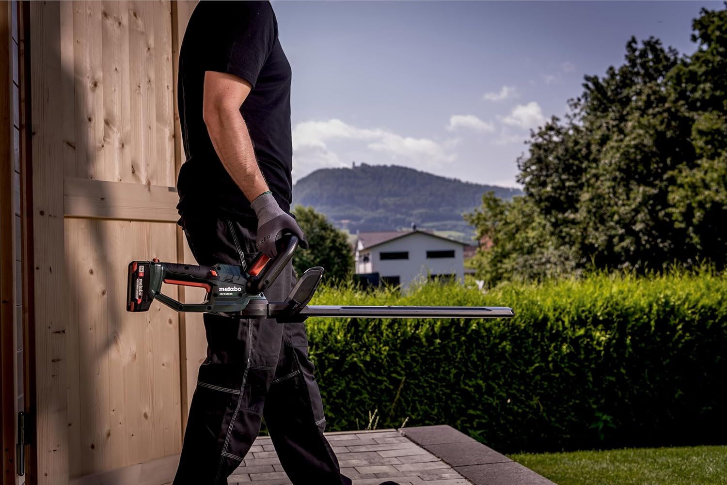 Metabo 18 V 2600 SPM Hedge Trimmer with Fast Brake, 530 Mm Cutting Length (Skin Only) image number 2