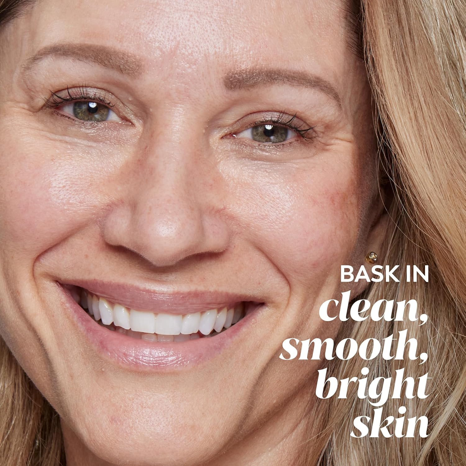 Olay Regenerist Detoxifying Pore Scrub Cleanser 150 Ml image number 4