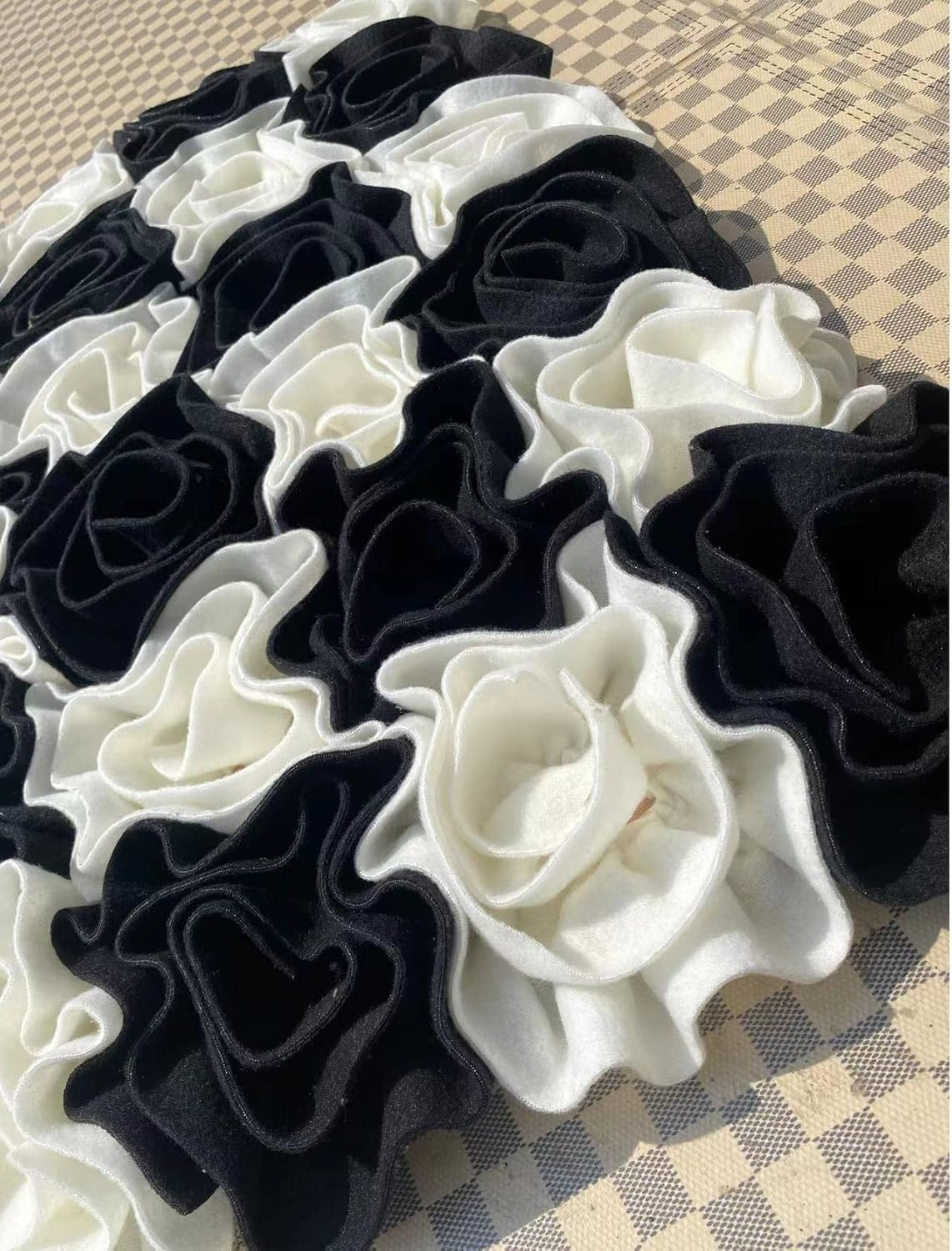 Black and White Chequered Rose Design,Washable anti Slip,Big Tough for Large Dog Feeding Mat, Food Puzzles, Sniffing and Snuffle Mat image number 3