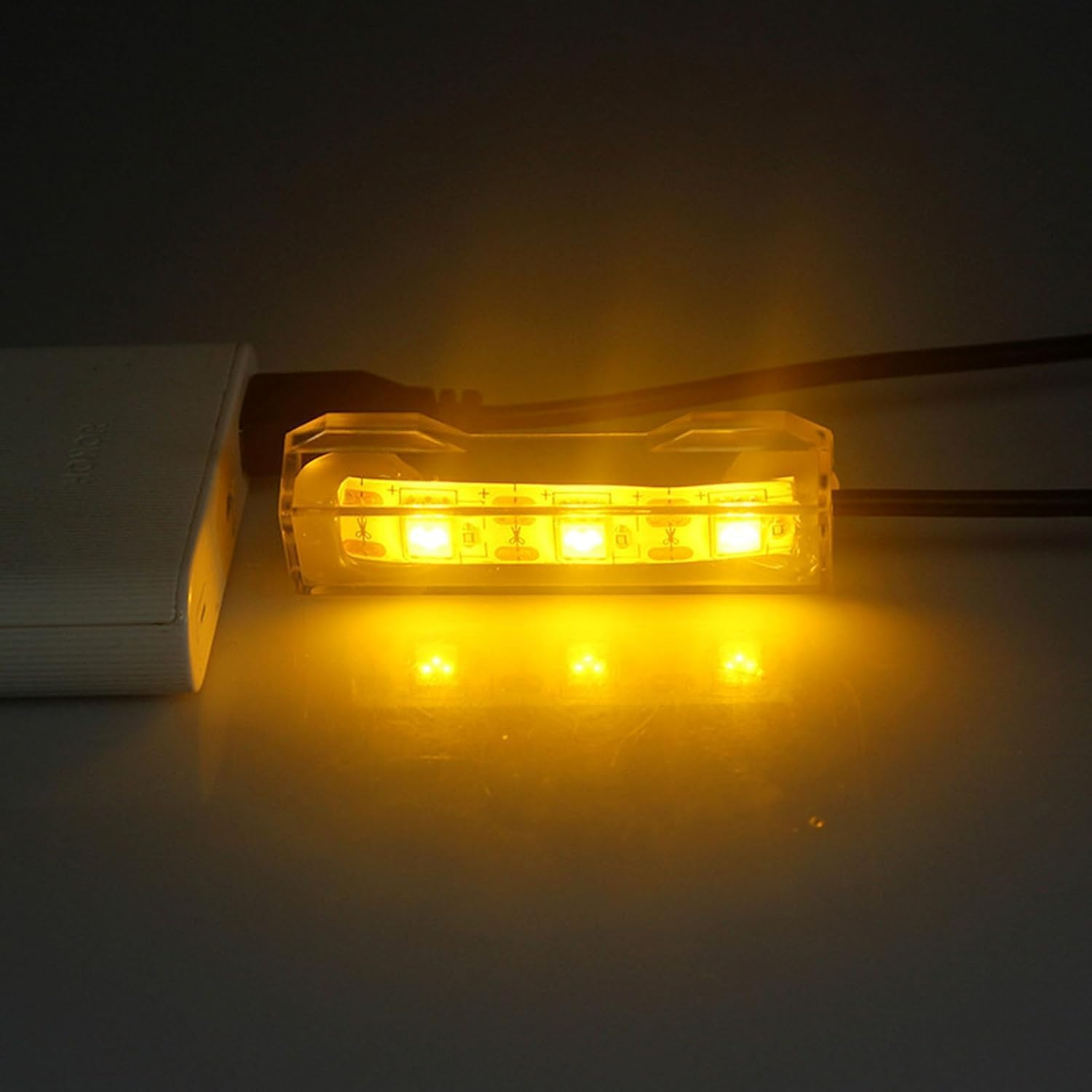 USB Aquarium Light, 5V USB Charging Small Fish Tank Light Plastic Portable LED Aquarium Light for Freshwater Office Desk Fish Tank (Colorful Light) image number 4