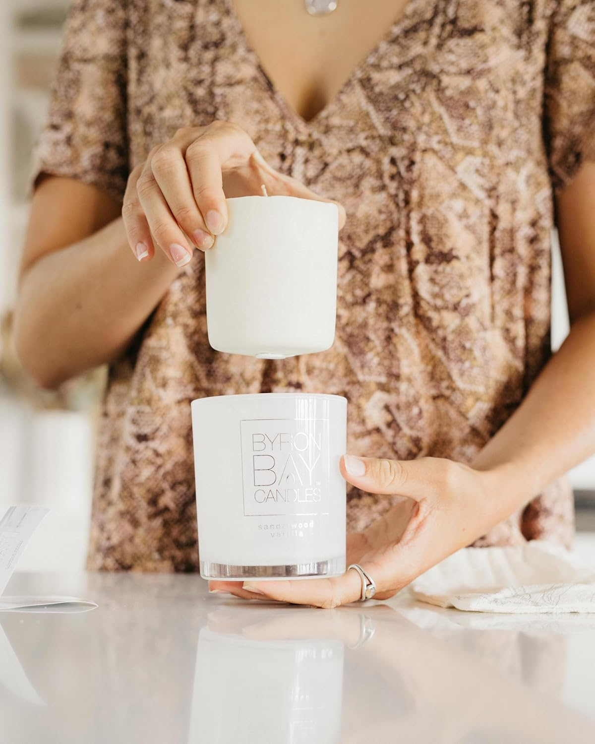 Enrich 50 Hour Large Soy Scented Candle Gift Set with Lavender Grapefruit Patchouli Essential Oils Hand Poured Eco-Friendly, Jar Natural Aromatherapy Relaxation Soy Candle for Women image number 4