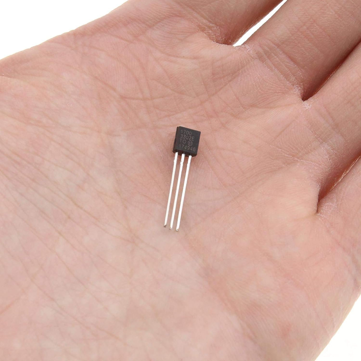 SING F LTD MCP1700-3302E/TO-92 LDO Linear Voltage Regulator 3-Terminals 250Ma Fixed Output Voltage Nom. 3.3V through Hole Pack of 10 image number 4