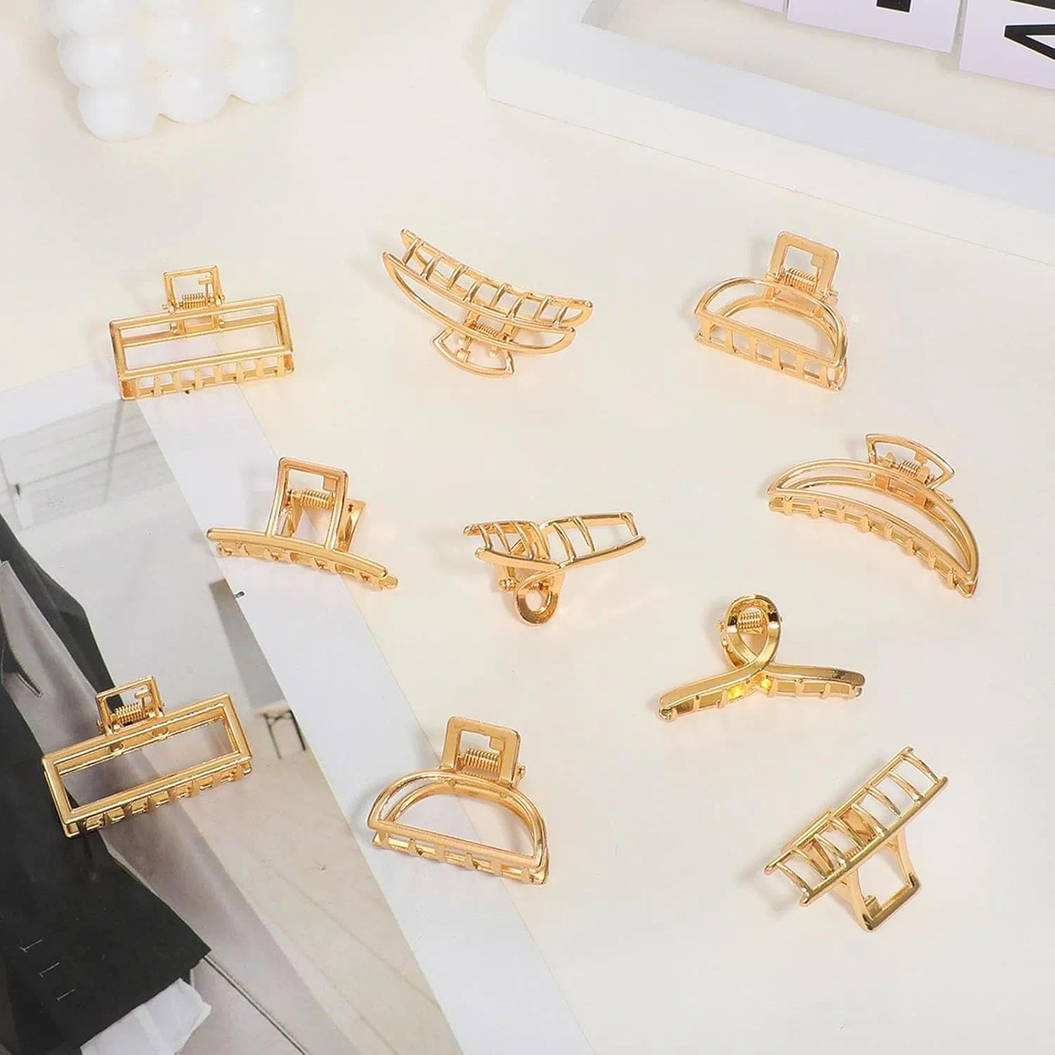 Metal Small Claw Clip, Gold Hair Accessory 4.6-5.1 Cm for Women Girls, Compatible with Long Thick Thin Straight Curly Wavy Hair CRFY image number 1